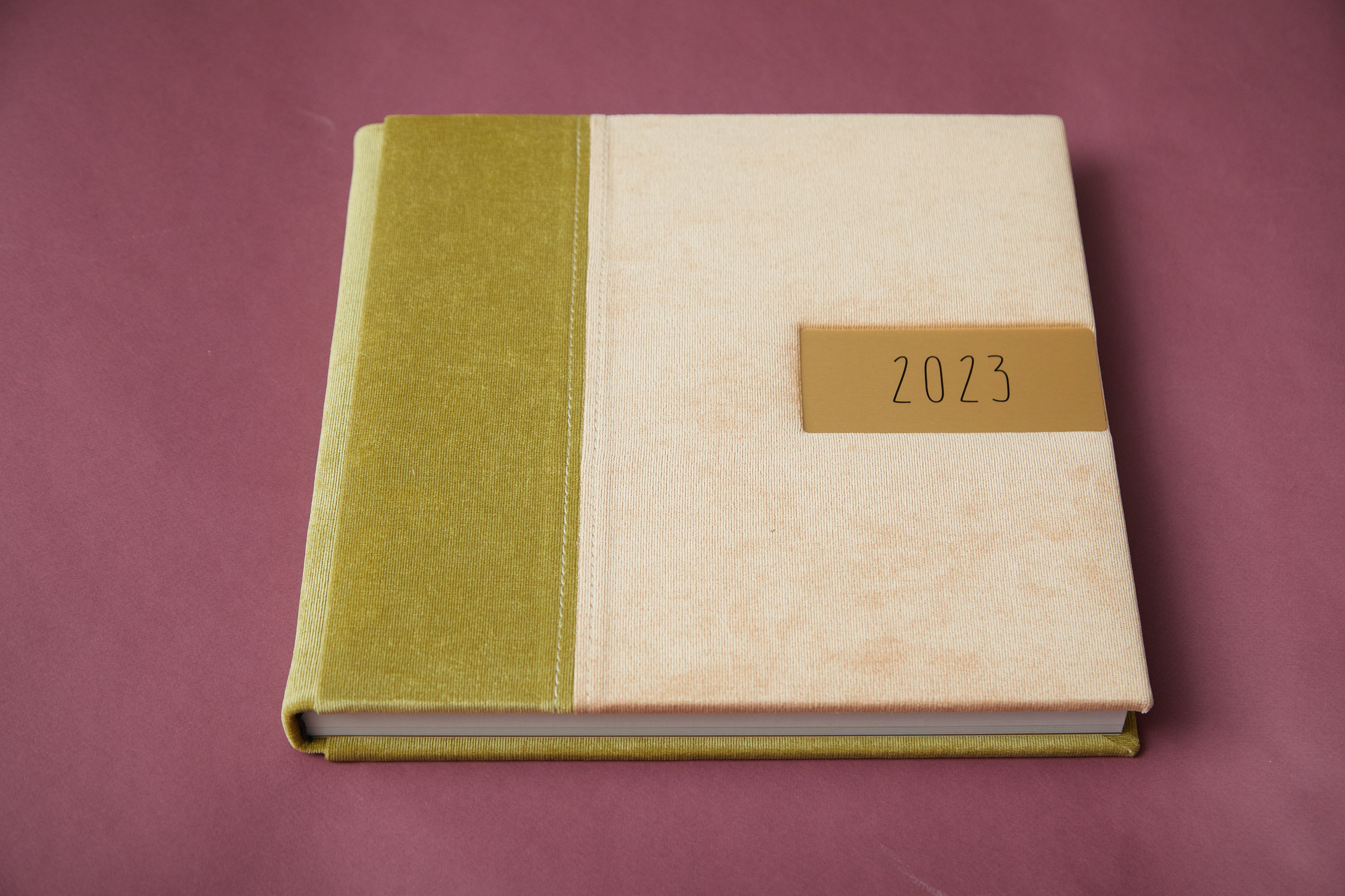 Фотокниги. Репортажный фотограф в Москве Константин Дерягин