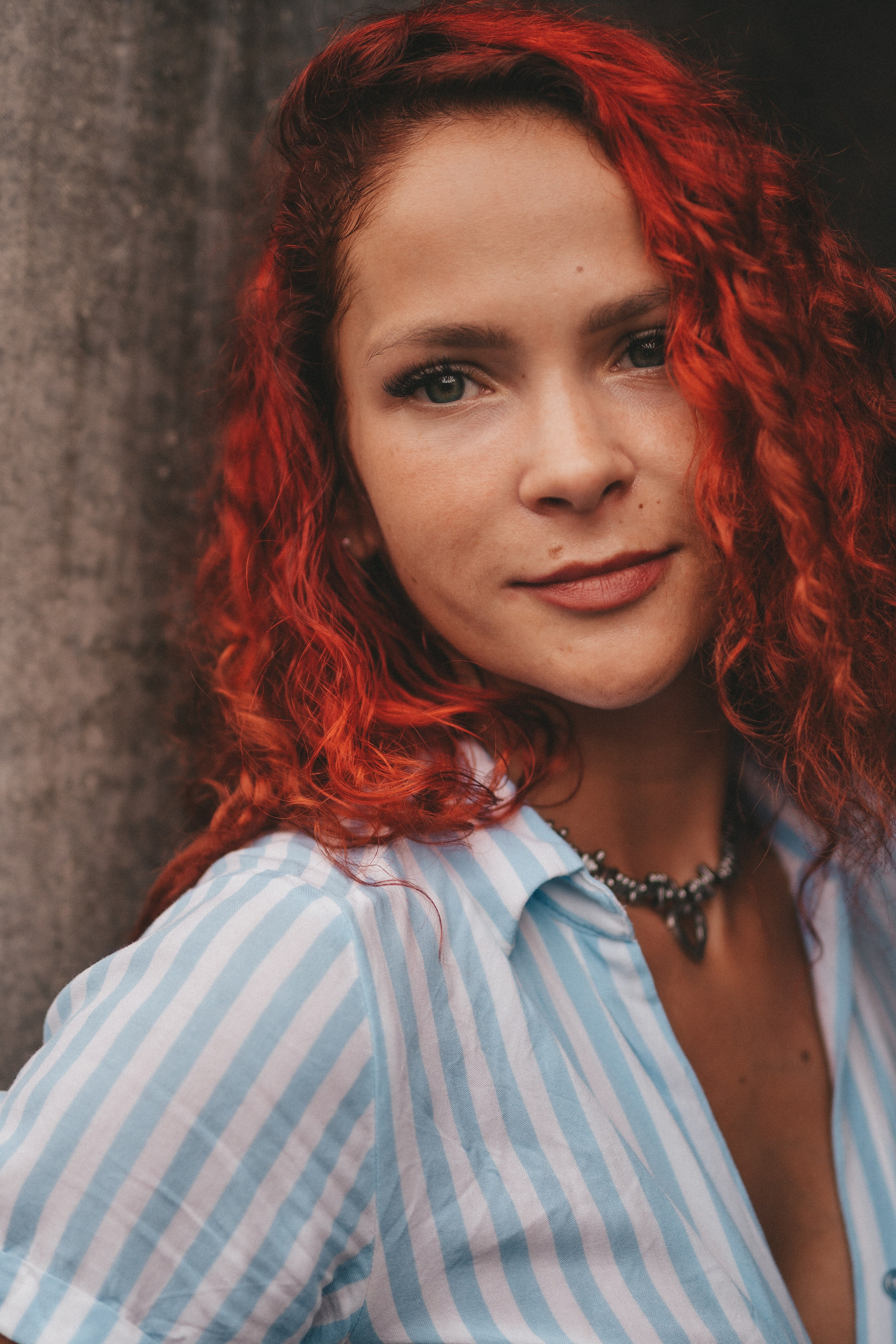 Женский портрет крупным планом