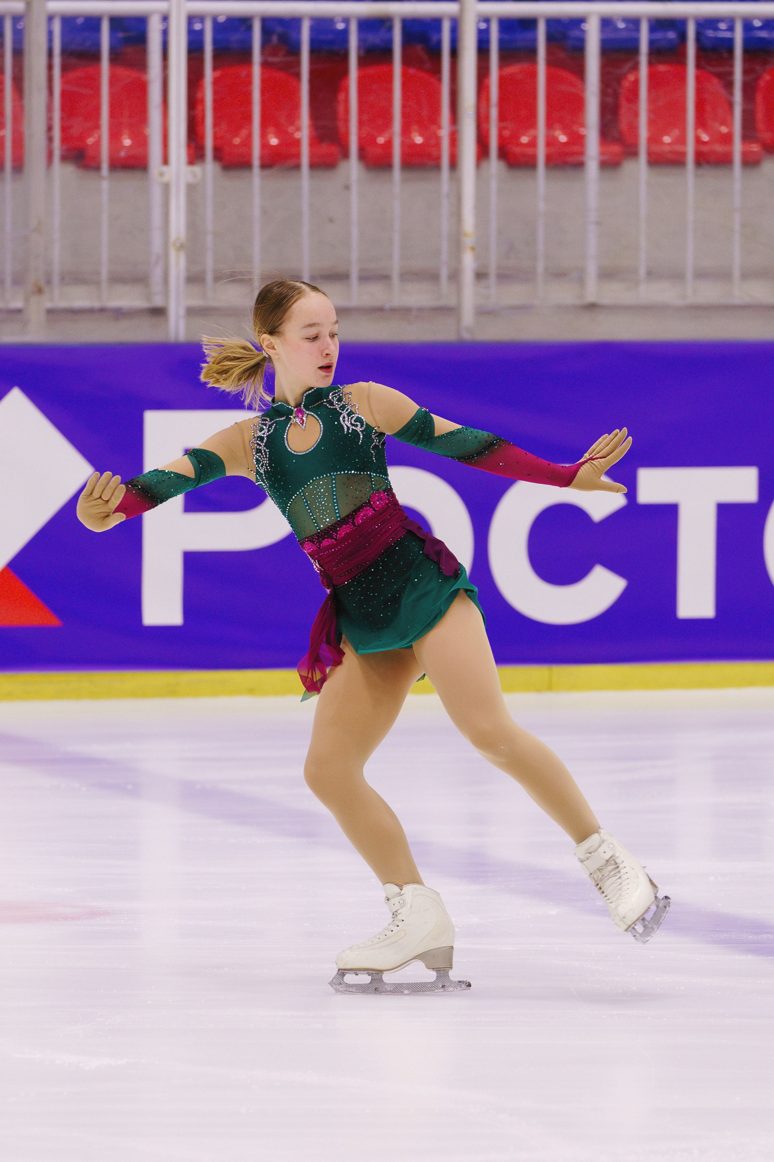 Первенство ДФО и СФО по фигурному катанию на коньках г. Искитим. Фотомастерская Воробьевых