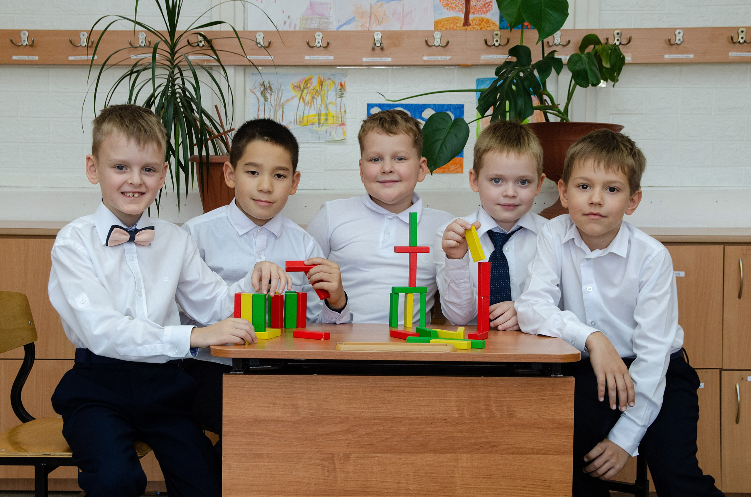 Фото школьников на виньетку. Фотограф в Хабаровске