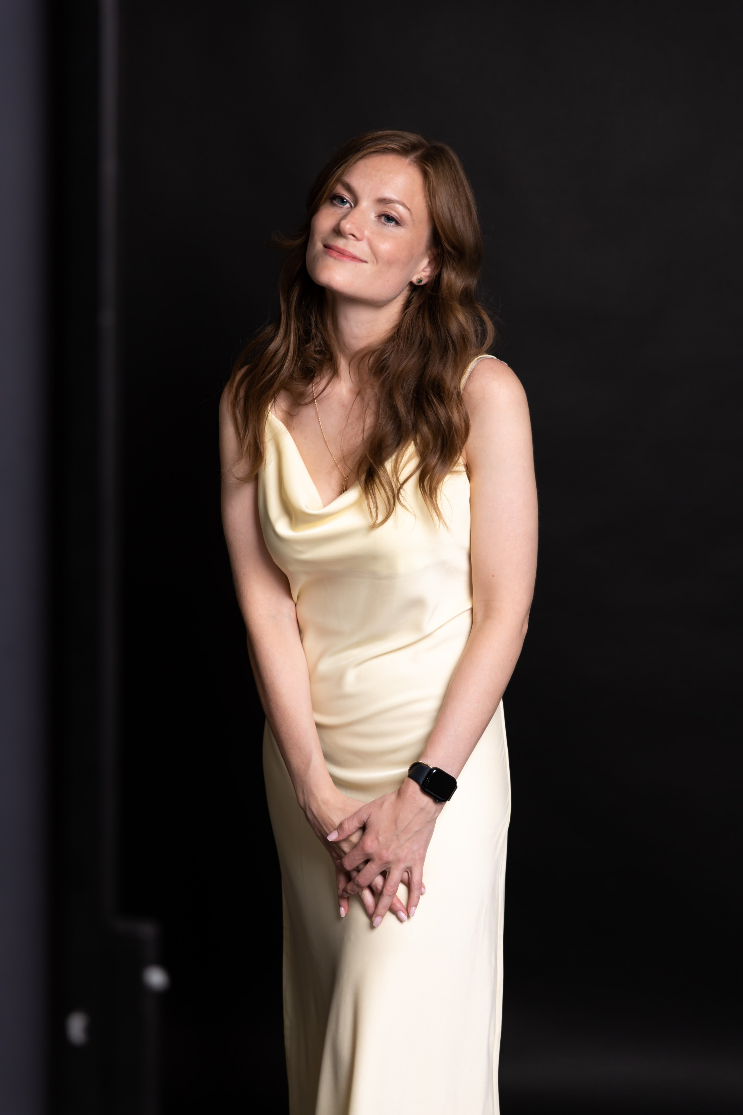 Friends. Фотосессия друзей. ФОТОГРАФ РАДОСТИ Фотосессия в студии СПб. Портретный фотограф — Юрий Торлопов