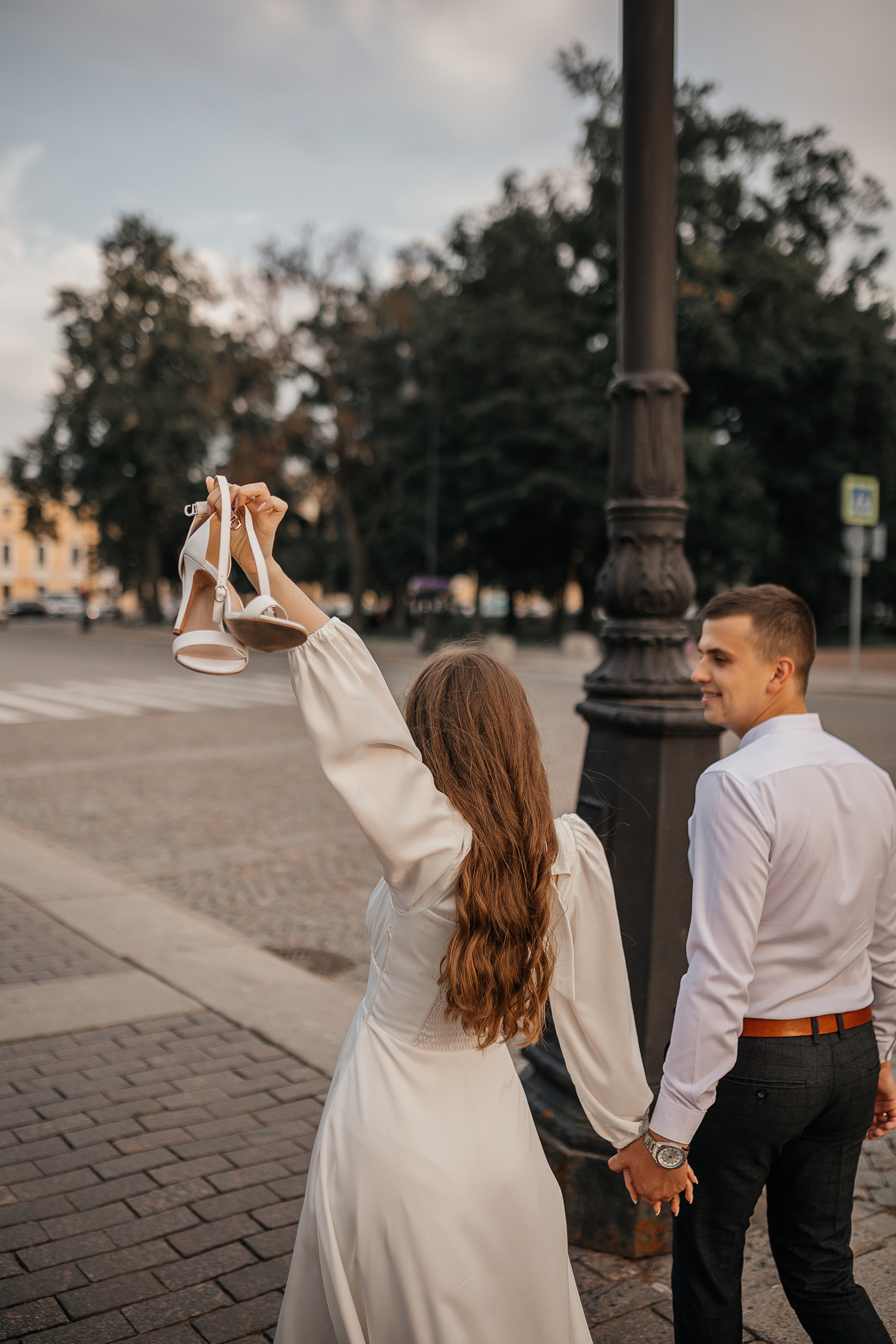 Валерия и Роман. Свадебная прогулка в Петербурге. Свадебный фотограф в Санкт-Петербурге Блинкова Екатерина