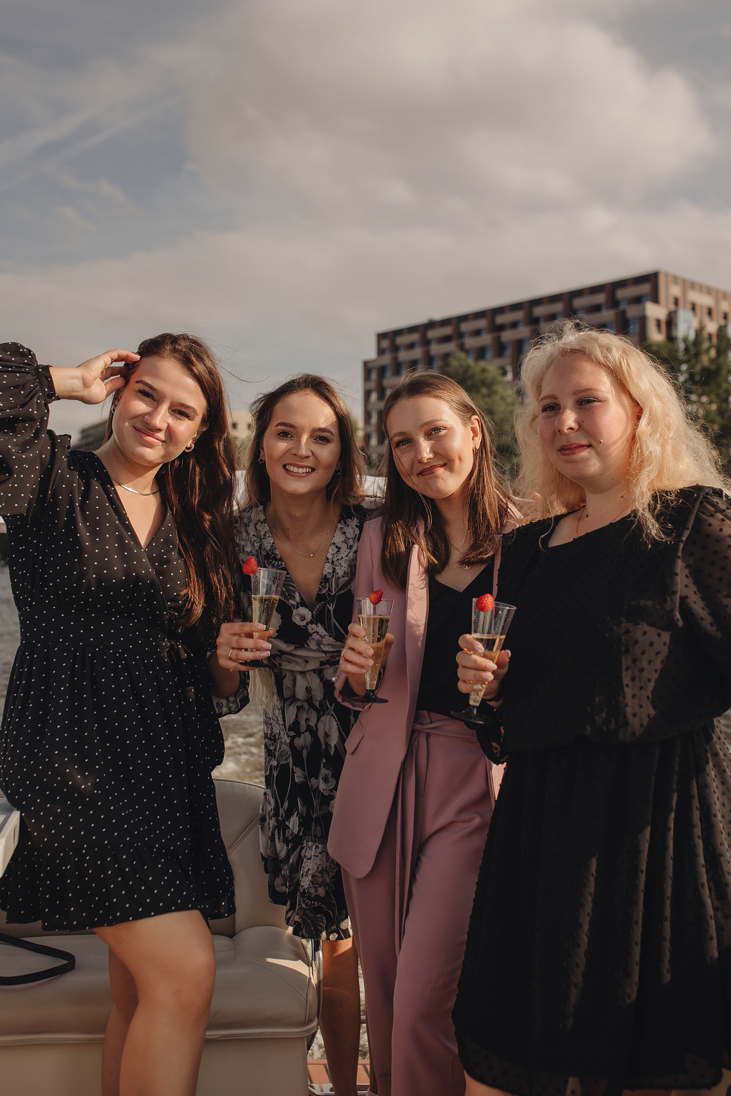 Девичник Даши. Свадебный фотограф в Санкт-Петербурге Блинкова Екатерина