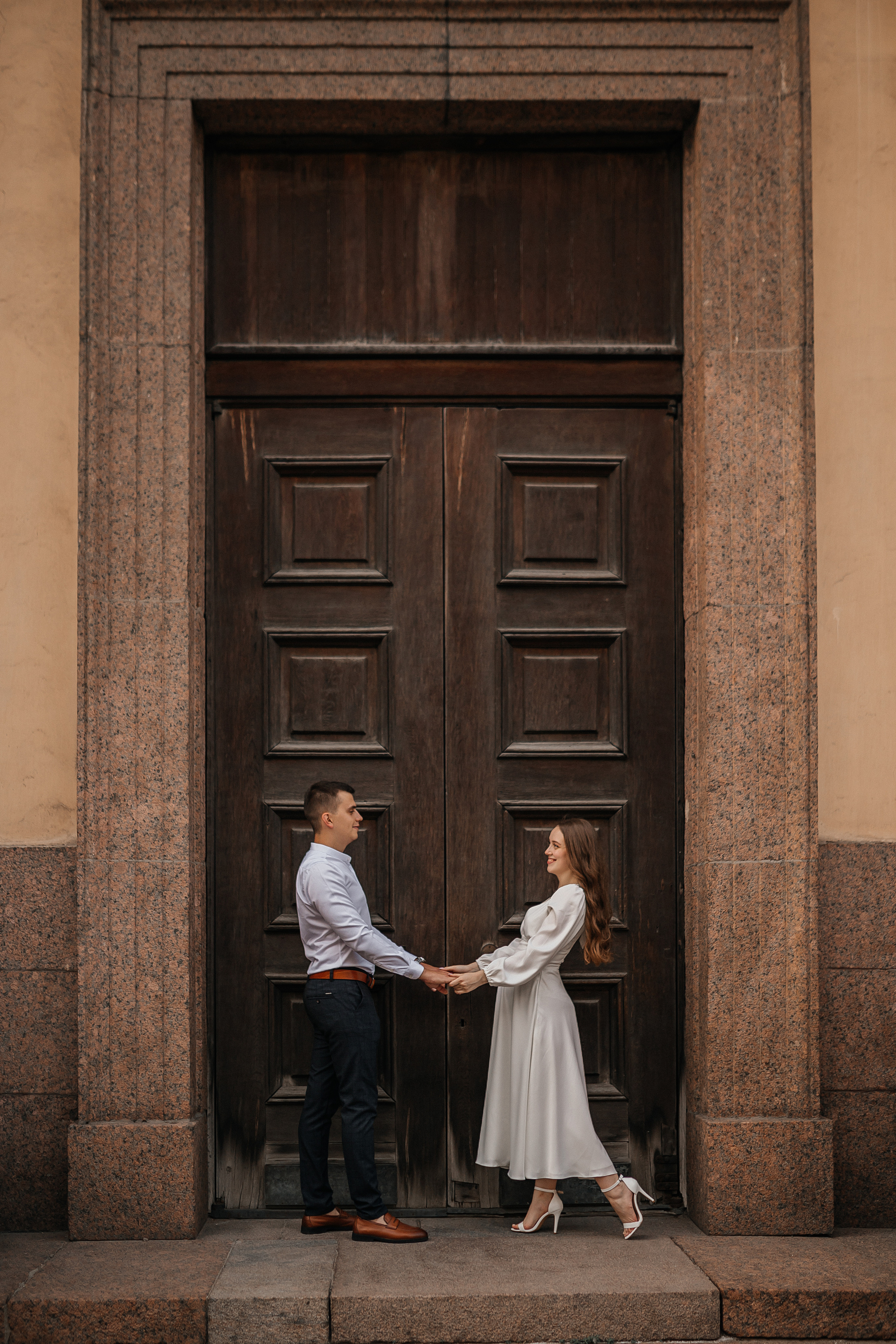 Валерия и Роман. Свадебная прогулка в Петербурге. Свадебный фотограф в Санкт-Петербурге Блинкова Екатерина