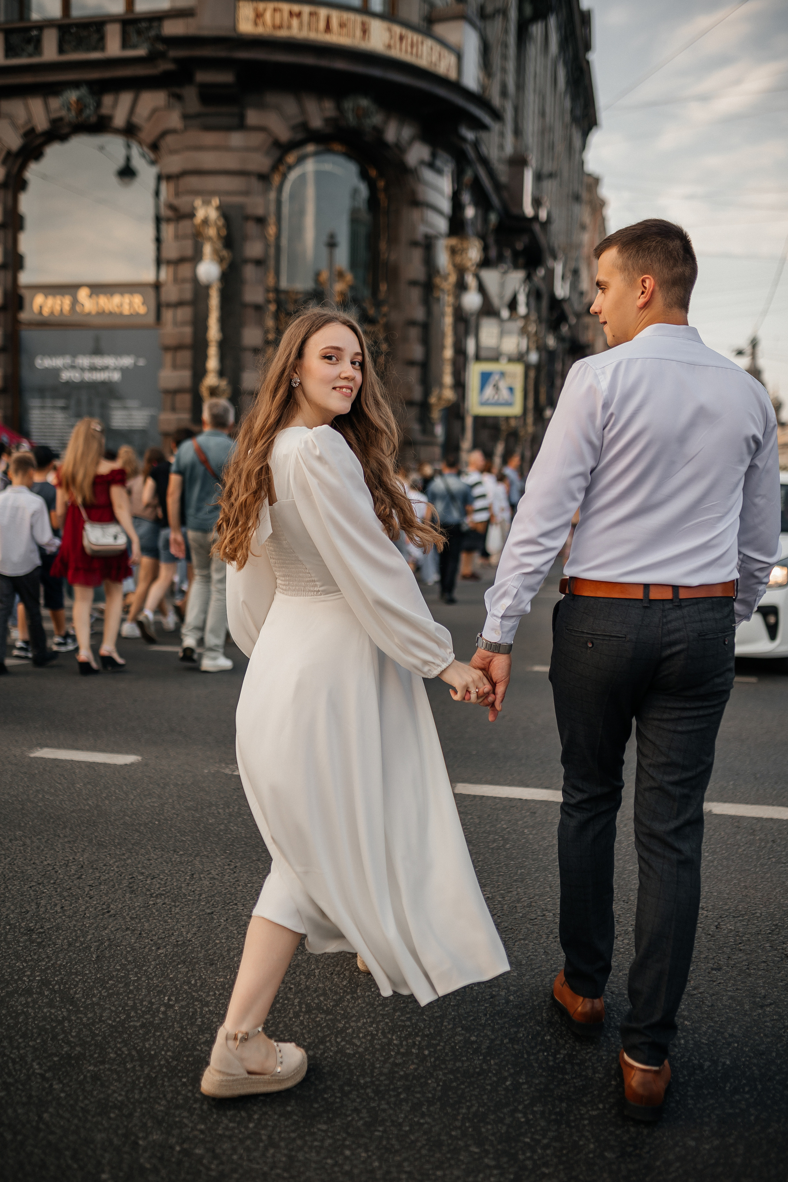 Валерия и Роман. Свадебная прогулка в Петербурге. Свадебный фотограф в Санкт-Петербурге Блинкова Екатерина