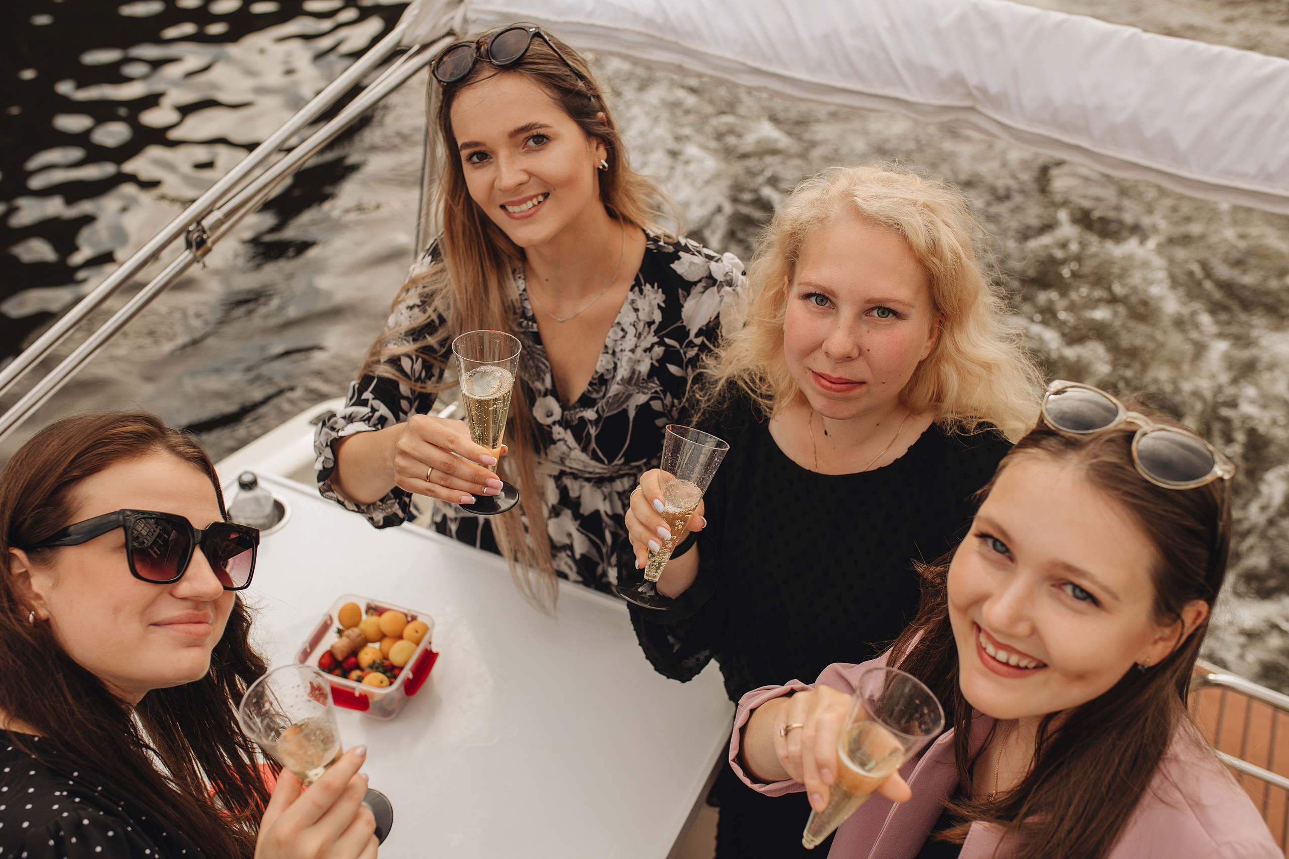 Девичник Даши. Свадебный фотограф в Санкт-Петербурге Блинкова Екатерина
