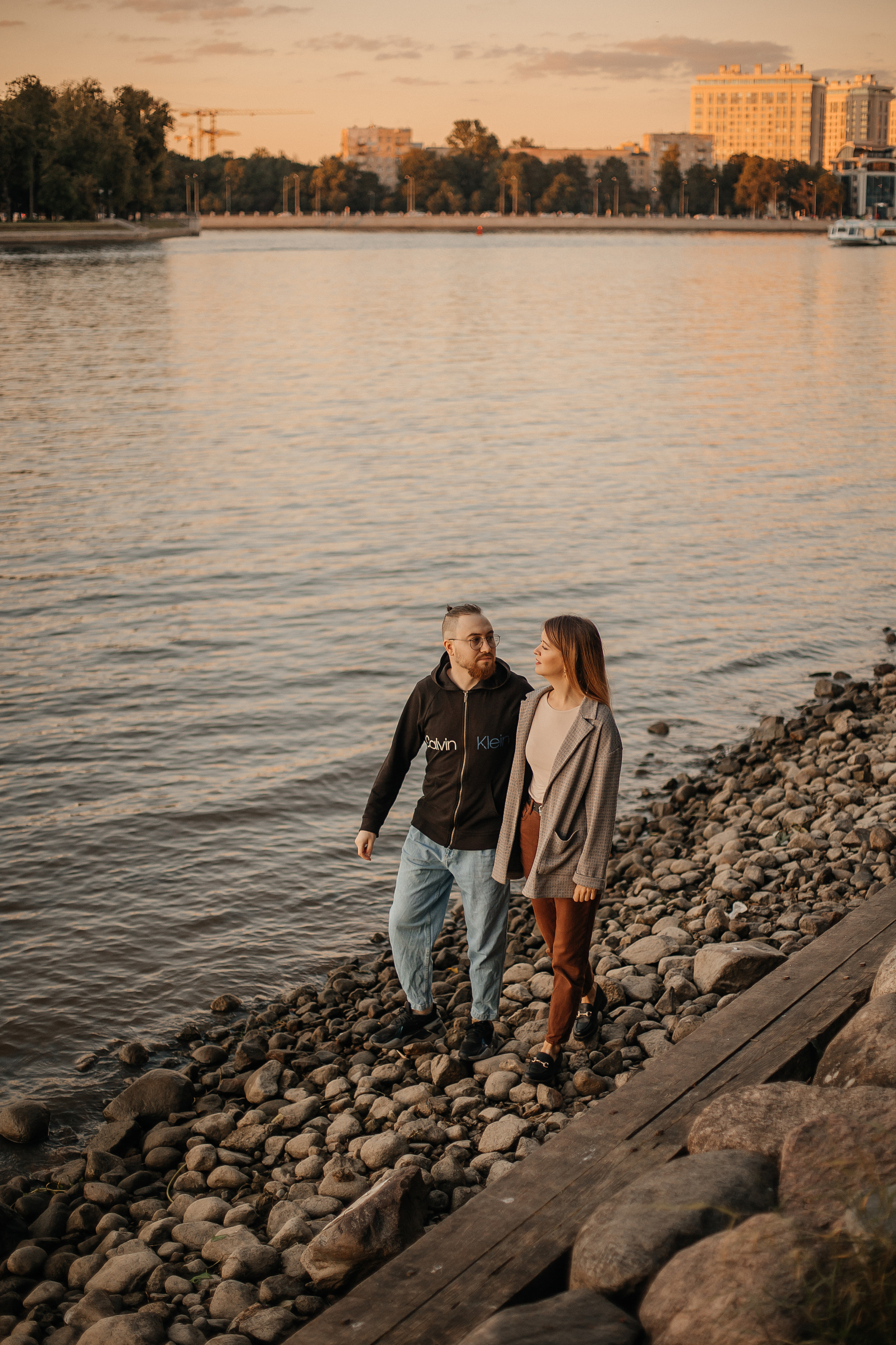 Тамара и Кирилл. Прогулка Лопухинский сад. Свадебный фотограф в Санкт-Петербурге Блинкова Екатерина