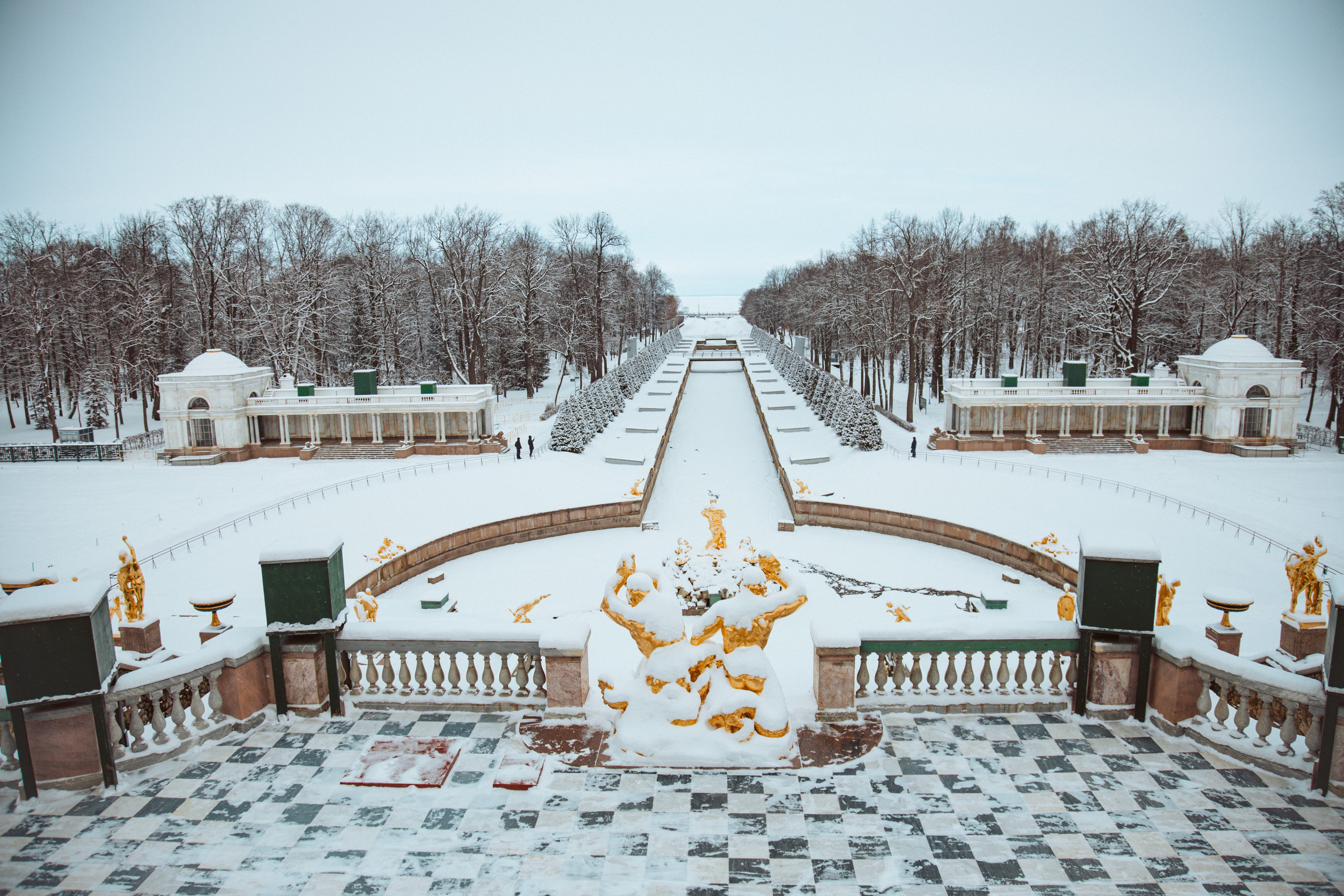 ФОТОСЕССИЯ В ПЕТЕРГОФЕ. ГДЕ СНИМАТЬ В ПЕТЕРГОФЕ