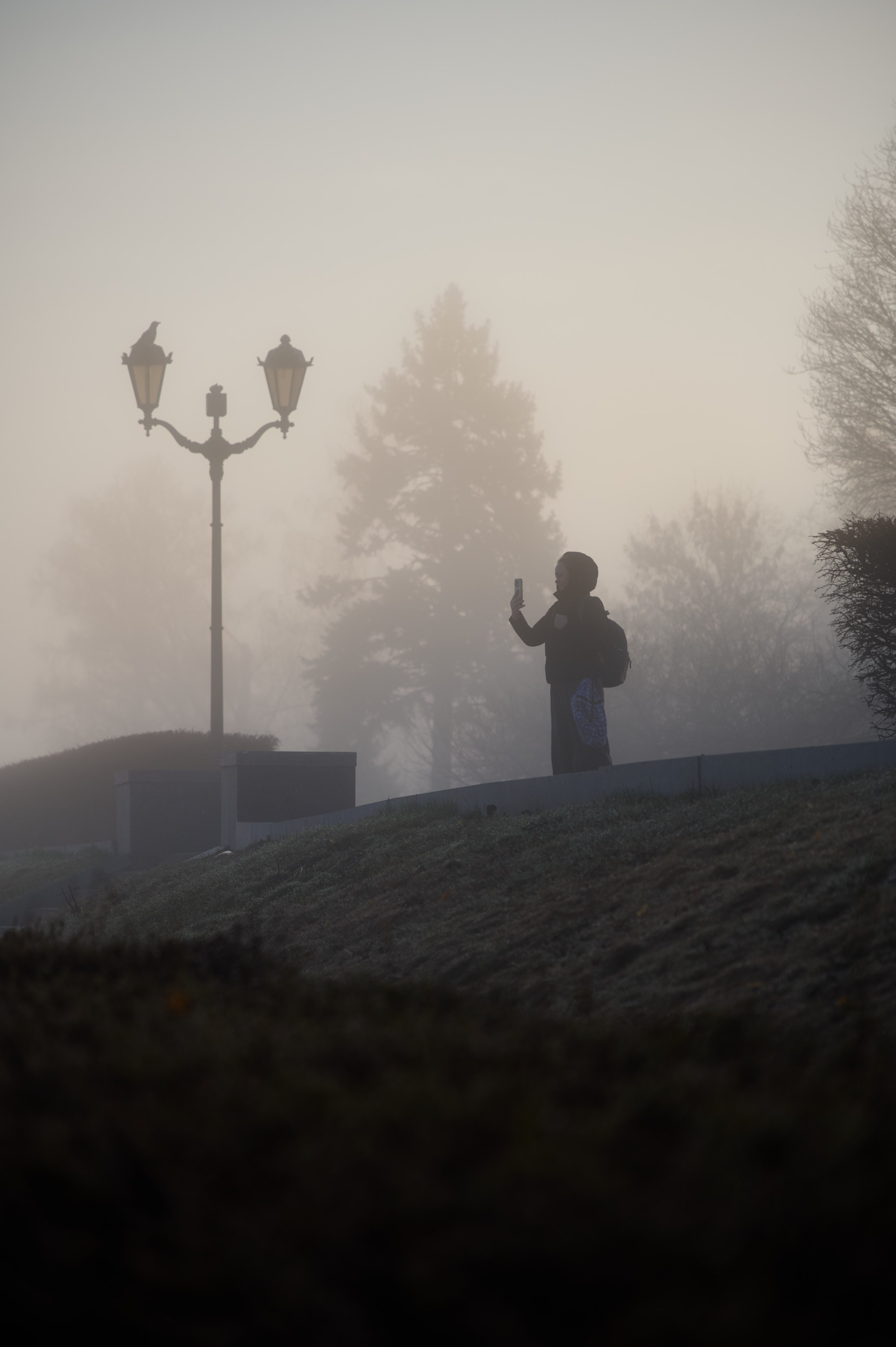 Туман на набережной Волги в Самаре, 8 апреля 2025 года