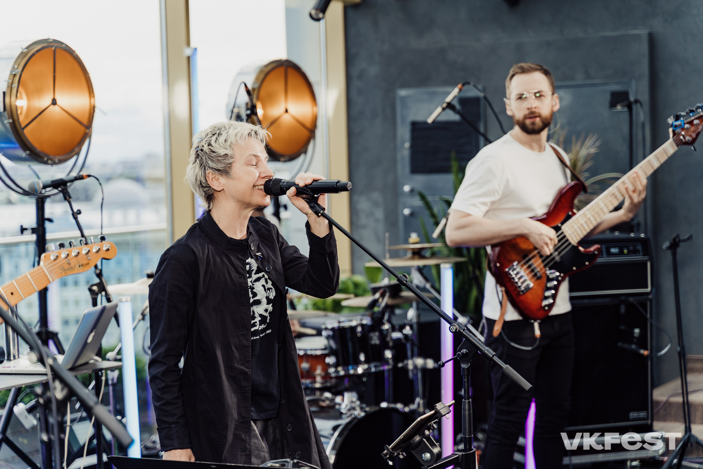 Сурганова и Оркестр — живое выступление на VK Fest 2020. Святослав Буньков | фотограф