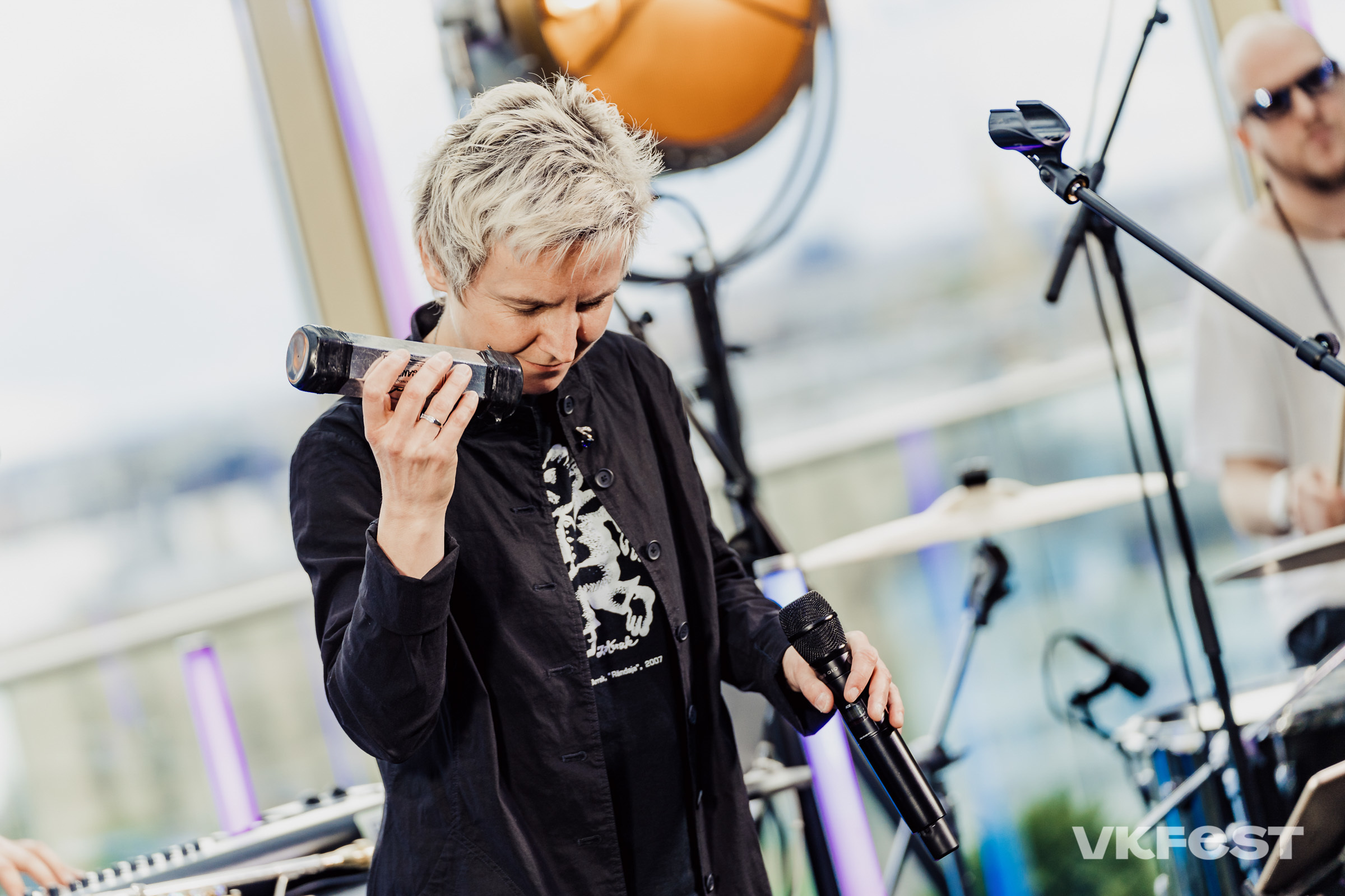 Сурганова и Оркестр — живое выступление на VK Fest 2020. Святослав Буньков | фотограф