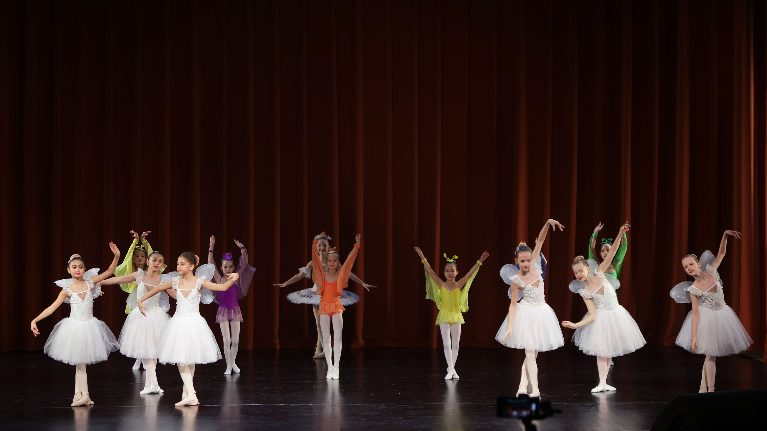 Фестиваль хореографического искусства «КУБОК ЛЕГЕНДЫ — 2025». Выпускные альбомы и школьный фотограф в Подольске, Троицке, Щербинке, Москве и Московской области