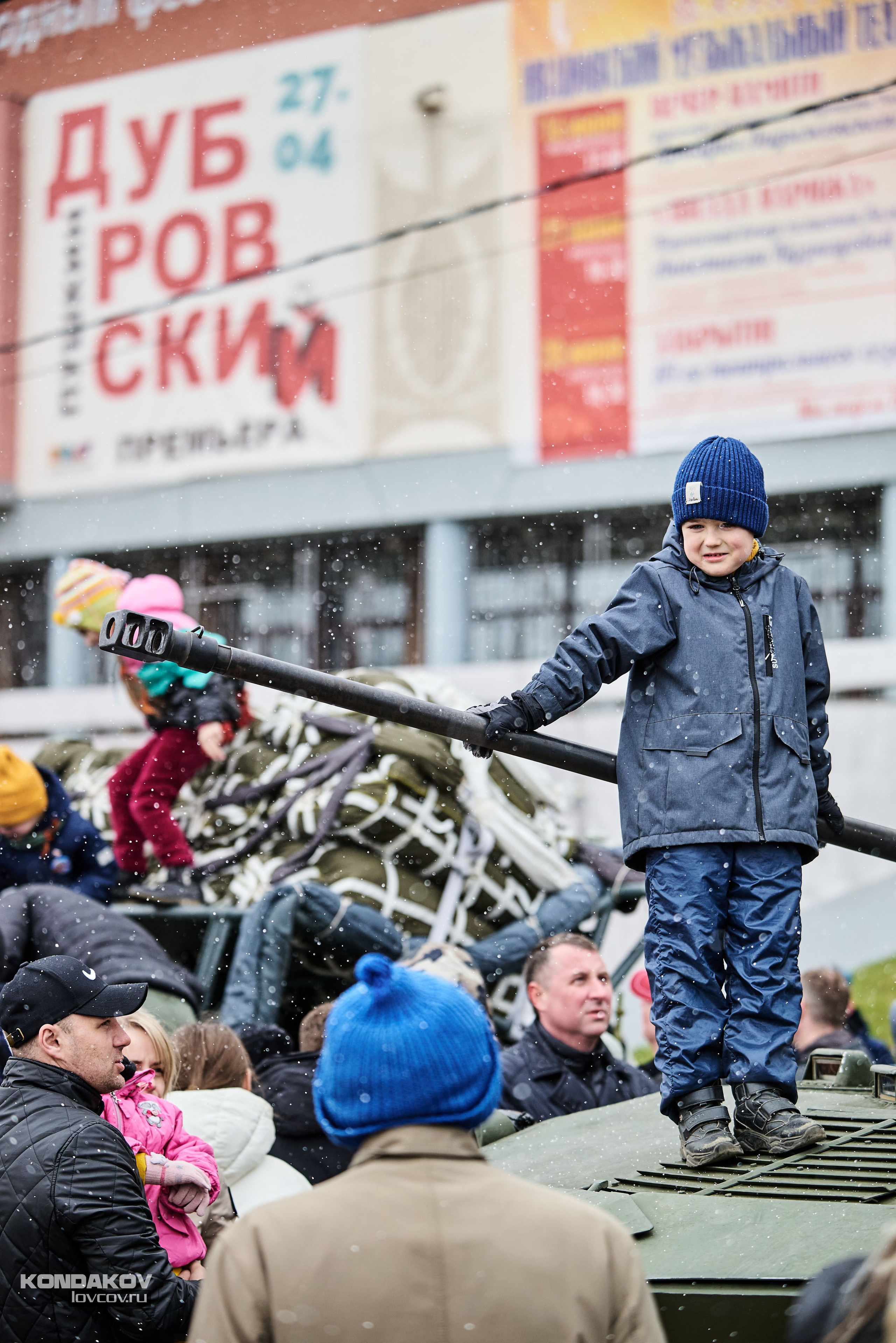 9 мая празднование День Победы г. Иваново 2024 год. Фотограф в Иваново: Каталожная съемка одежды и постельного белья, Wildberries