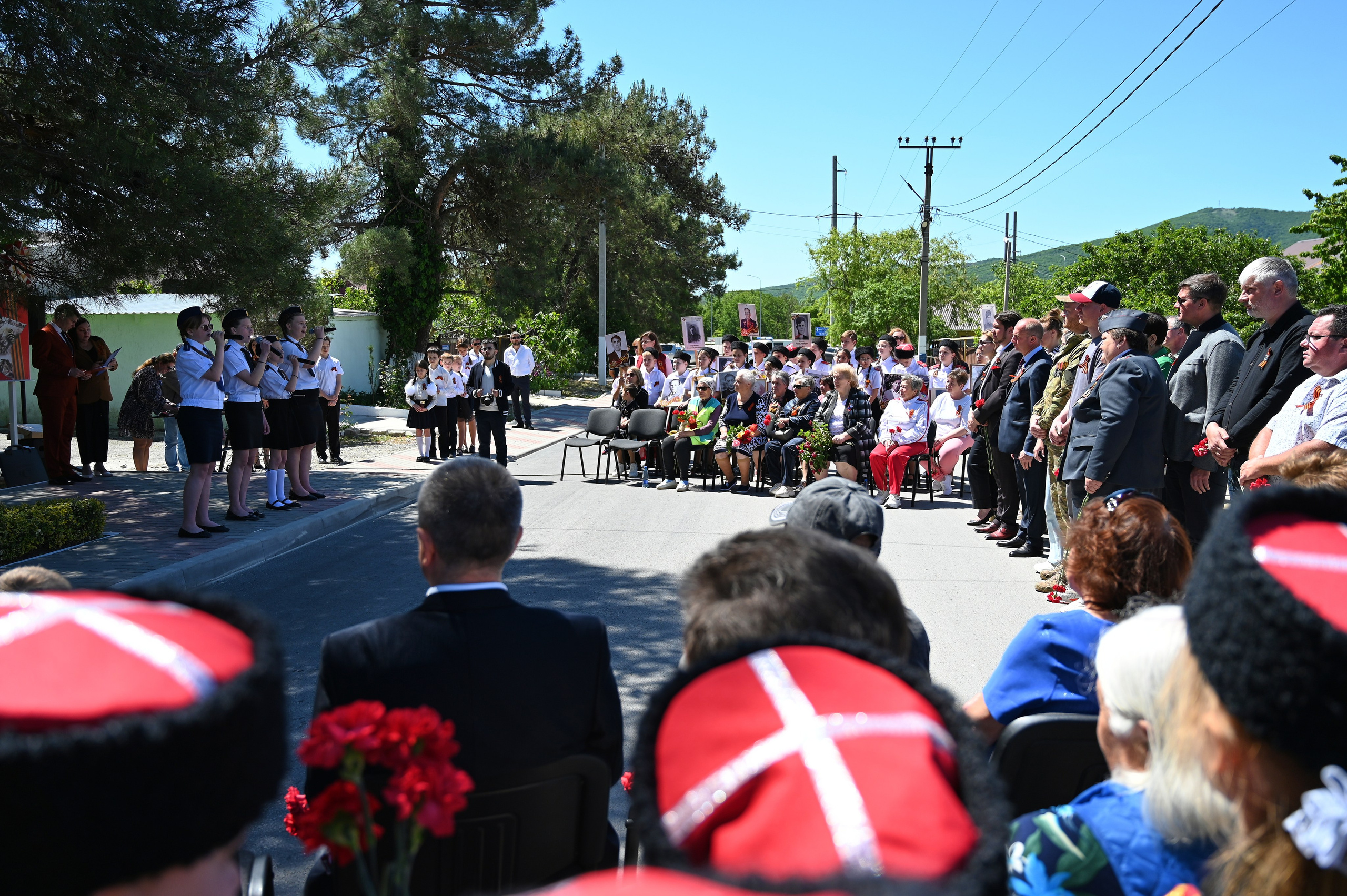 Митинг в с. Виноградное. Жизнь курорта Кабардинка в фотографиях