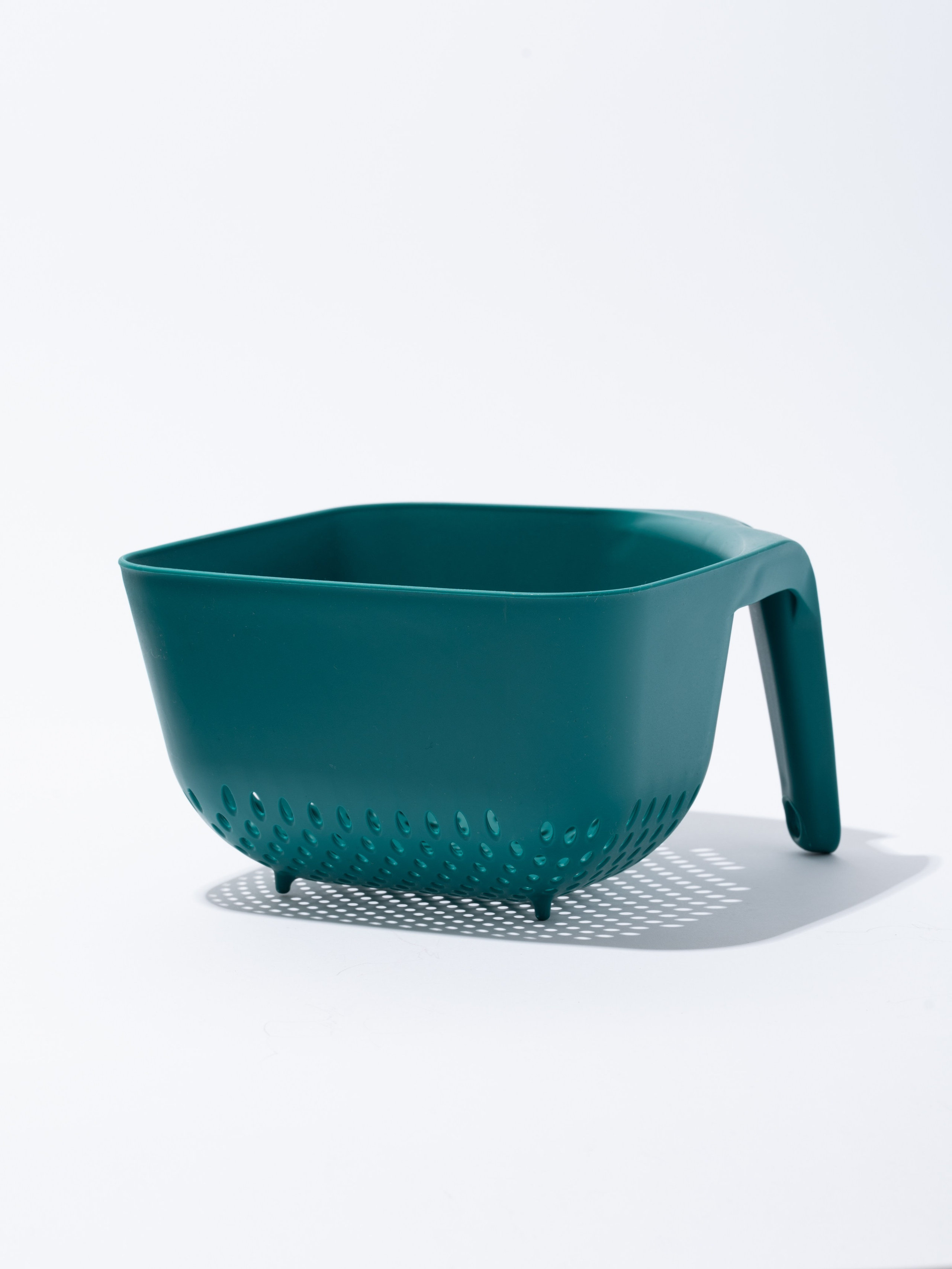 СБОРНАЯ СЪЕМКА ПРЕДМЕТНАЯ НА БЕЛОМ. Студия рекламной и предметной съемки товаров WELKO Studio