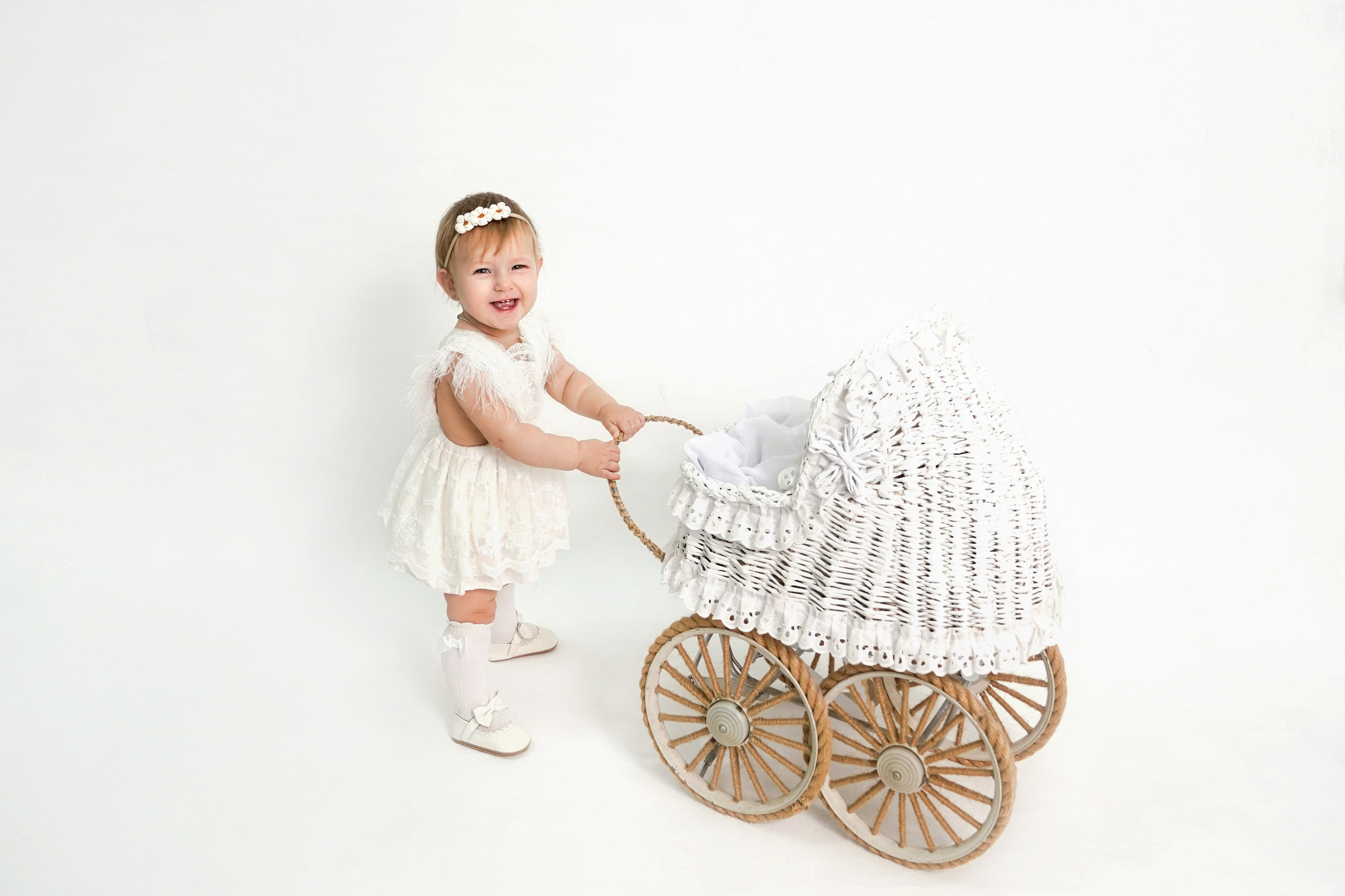 Фотосессия ГОДОВАСИЕ. Фотограф новорожденных, детей до года и беременных в Симферополе