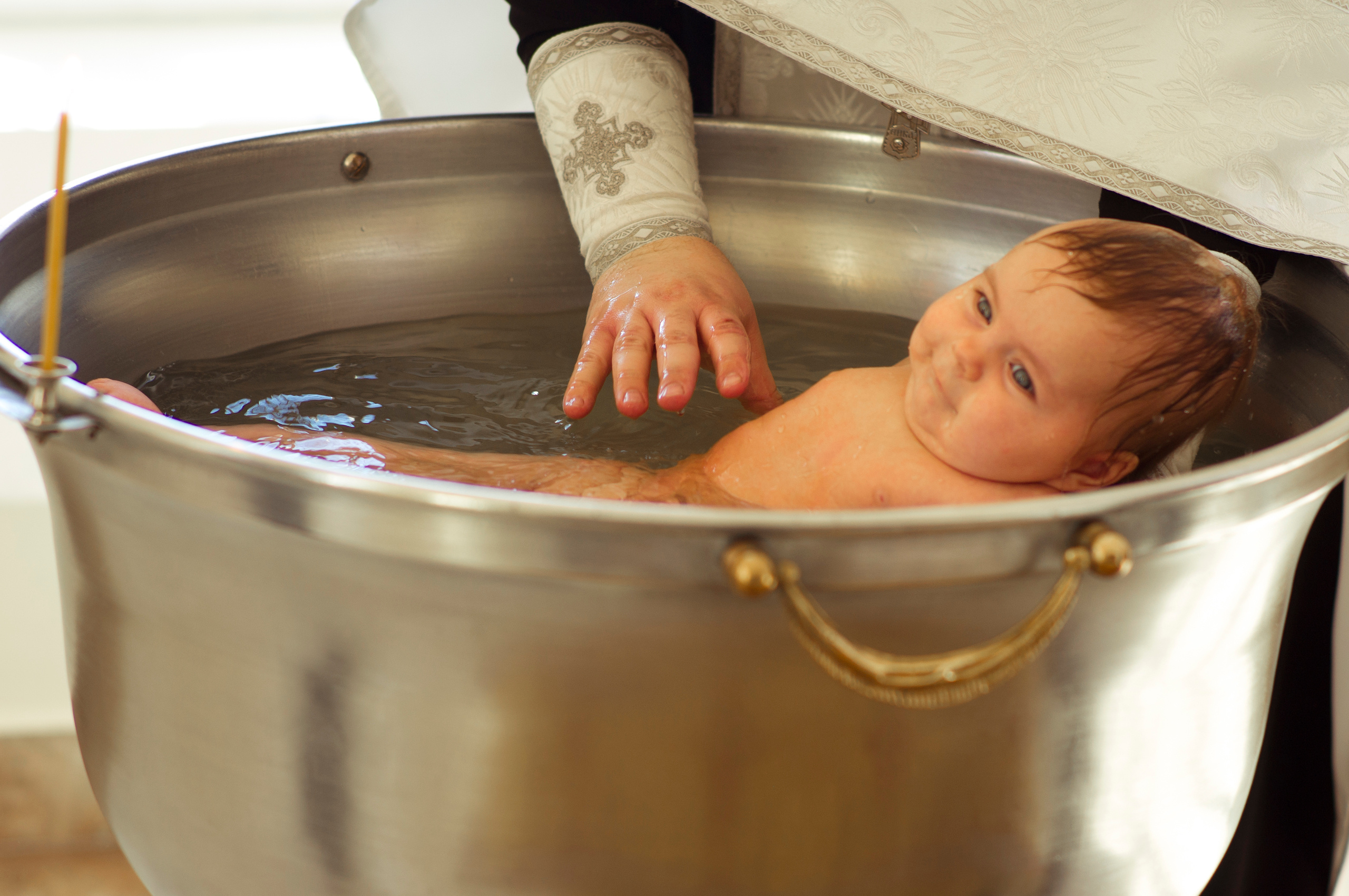 Фотосъемка крещения. Фотограф Катерина Тюрина. Саратов