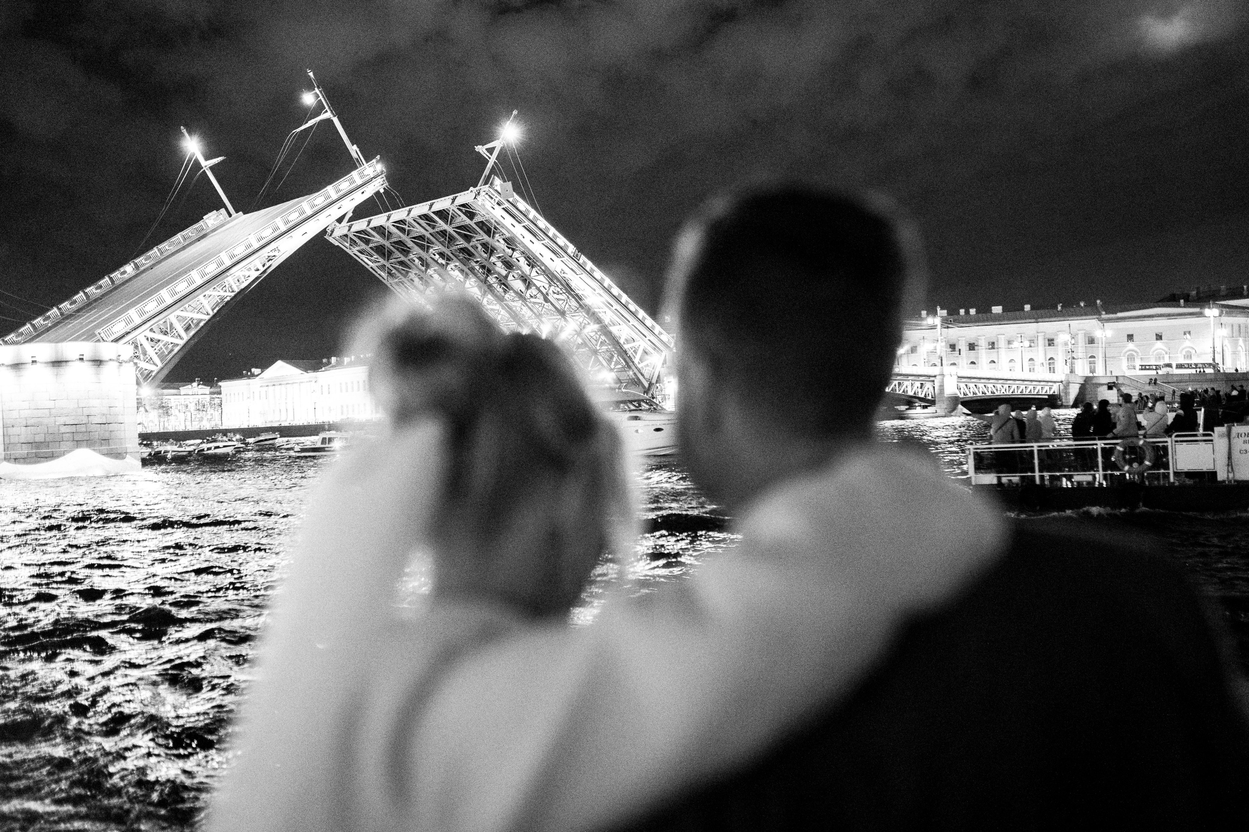 Love in Black and White. Professional photoartist in St. Petersburg (wedding, reportage, portrait, model book, love story) Alexander Shvedov