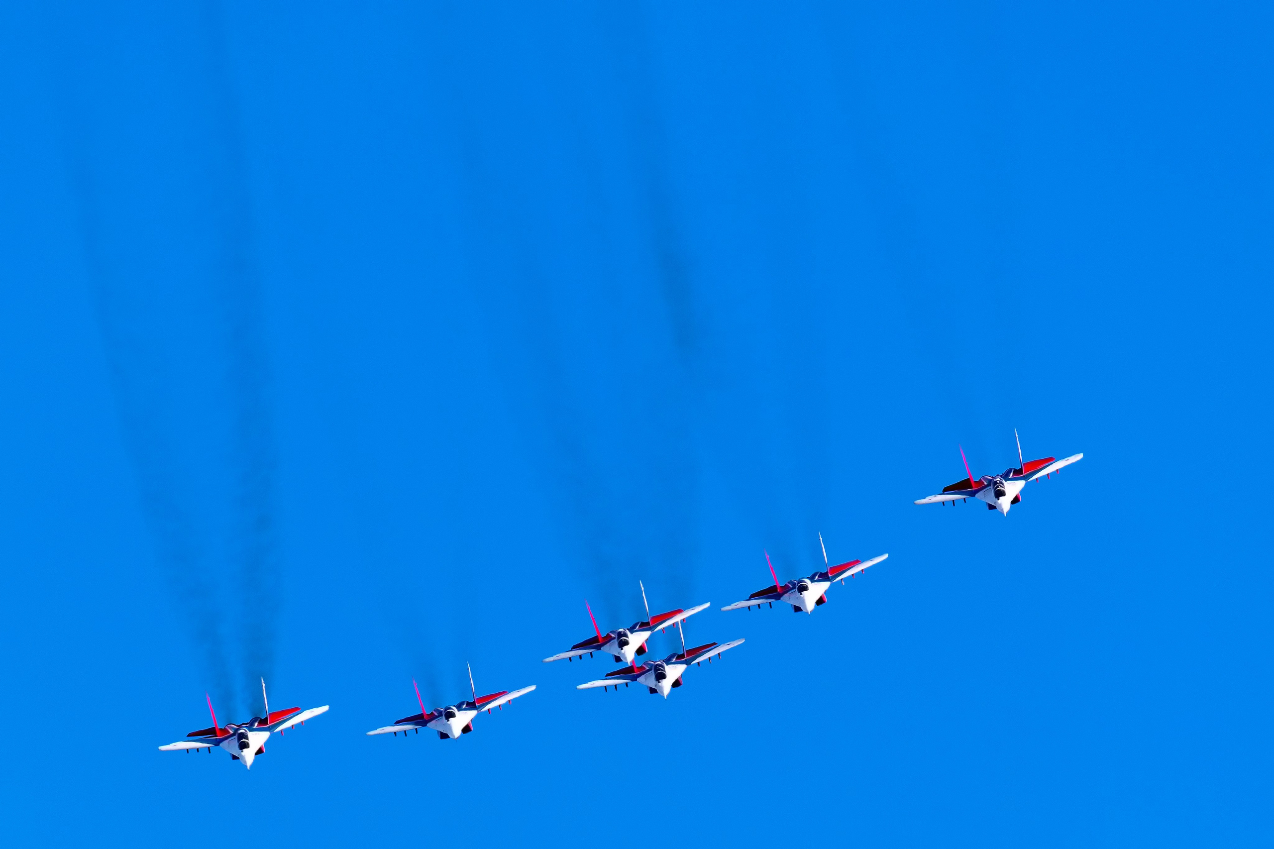 От прошлого к будущему авиации через фотографию