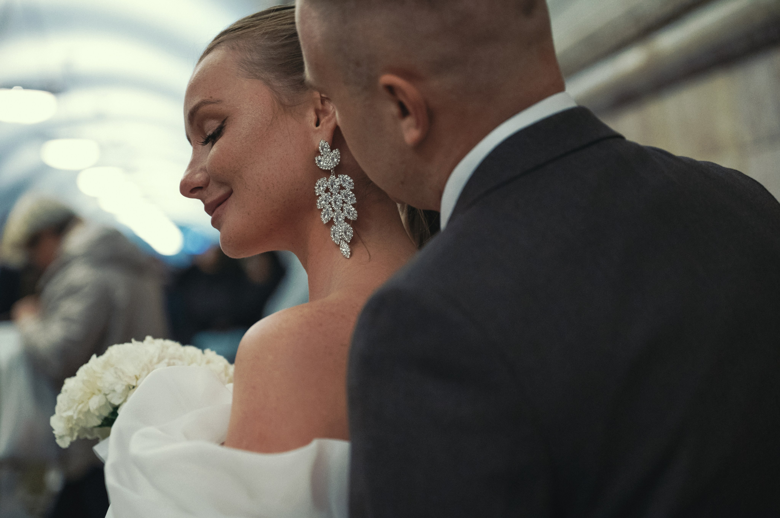 Фотосессия в метро. Свадебный и семейный фотограф Виктория Носачёва. Щелково, Москва и МО