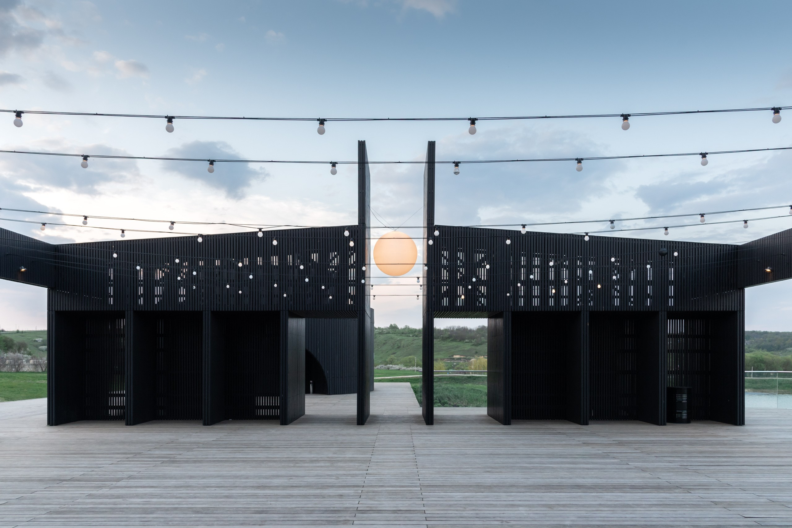 Архитектурный фотограф и 3D-художник Антон Мельников