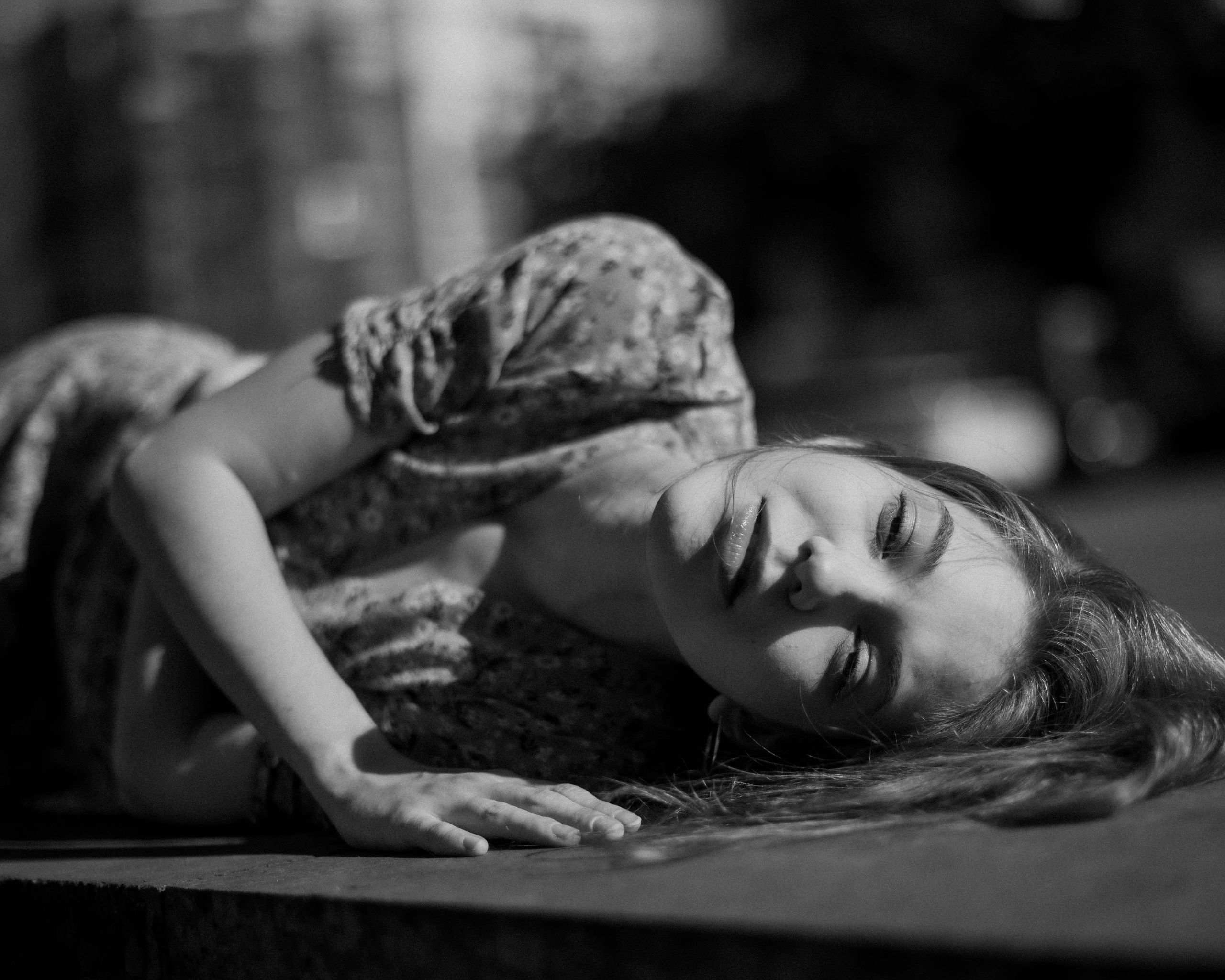 Ася. Женский фотограф. Создатель украшений ручной работы. Модель