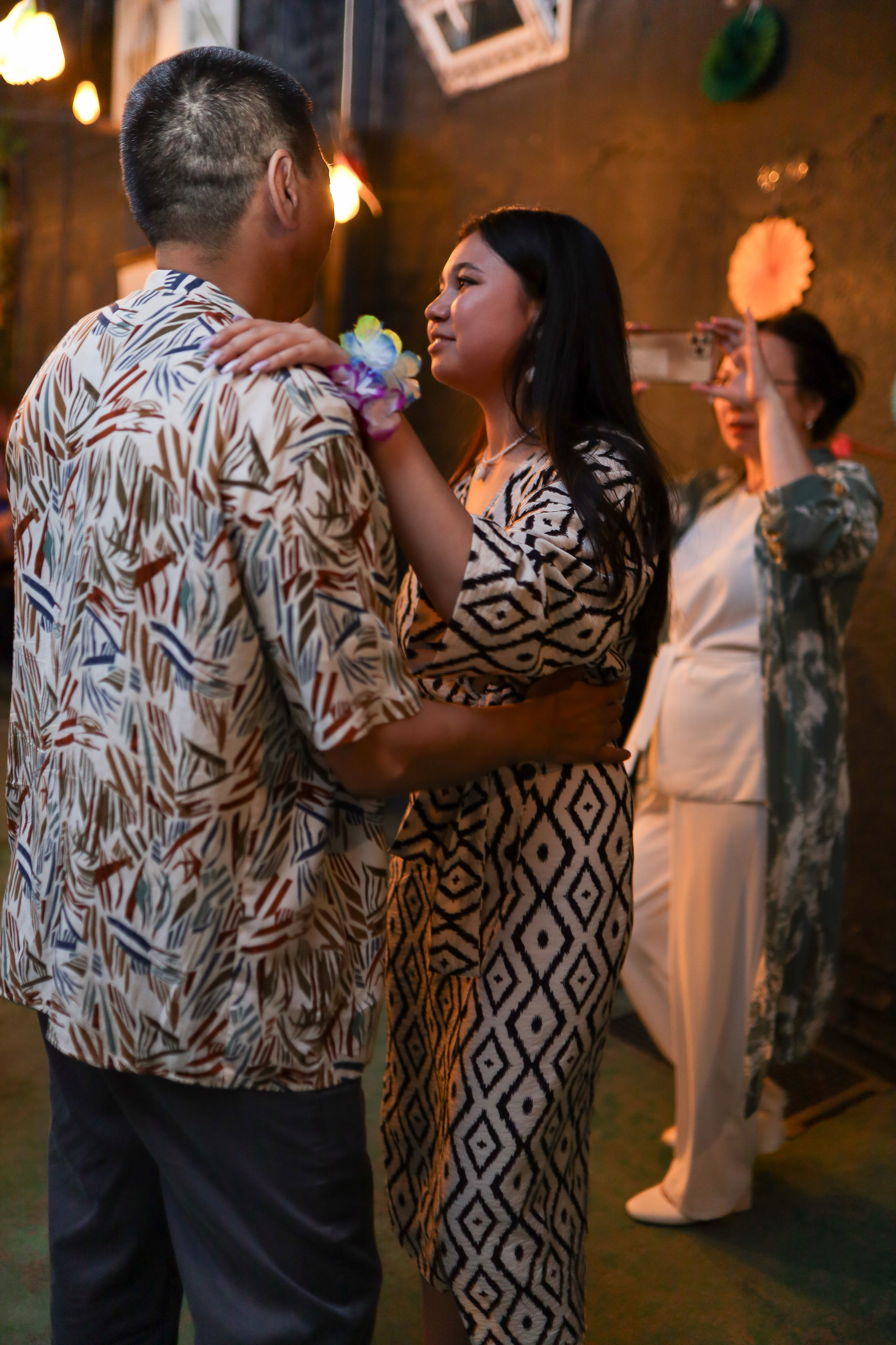 Выпускники. Фотограф в Жезказгане. Графический дизайнер