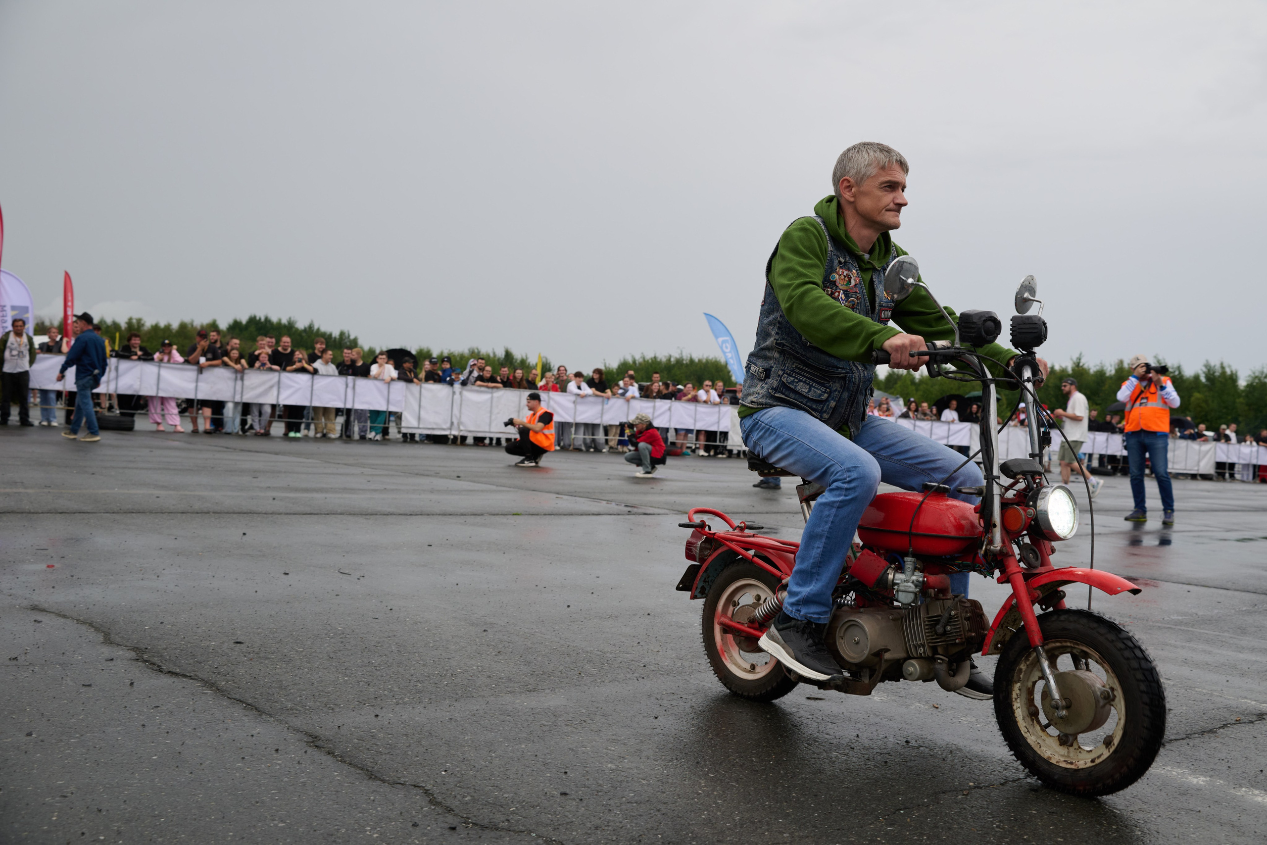 CarFest‑2026 в Нефтеюганске: драйв в каждом кадре! 🔥. Студия по производству фото и видеоконтента «АППЕРТУРА»