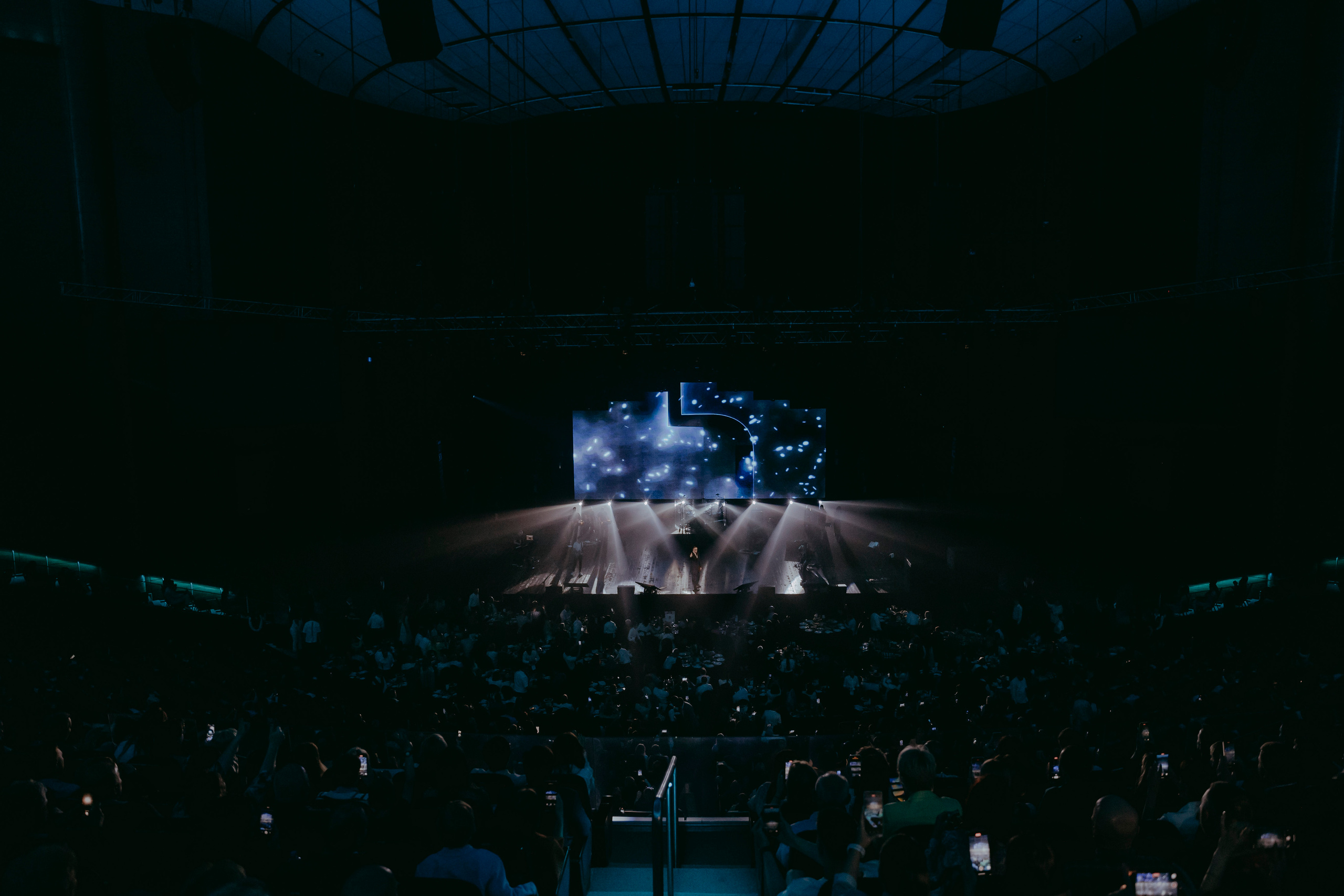 Григорий Лепс, концерт в день рождения, Crocus City Hall. «Птичка на проводе»: информационный портал в Москве