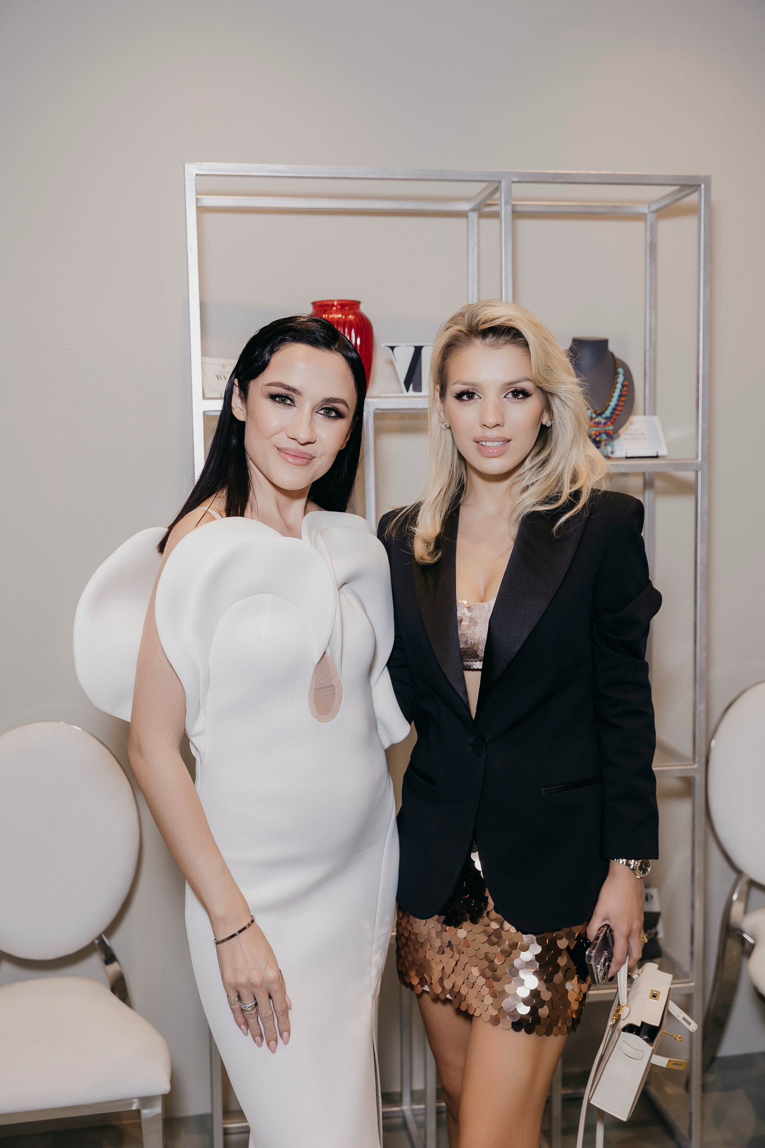 Адель Бикулова и Люся Чеботина на открытии галереи стиля «Adel Gallery of Style»