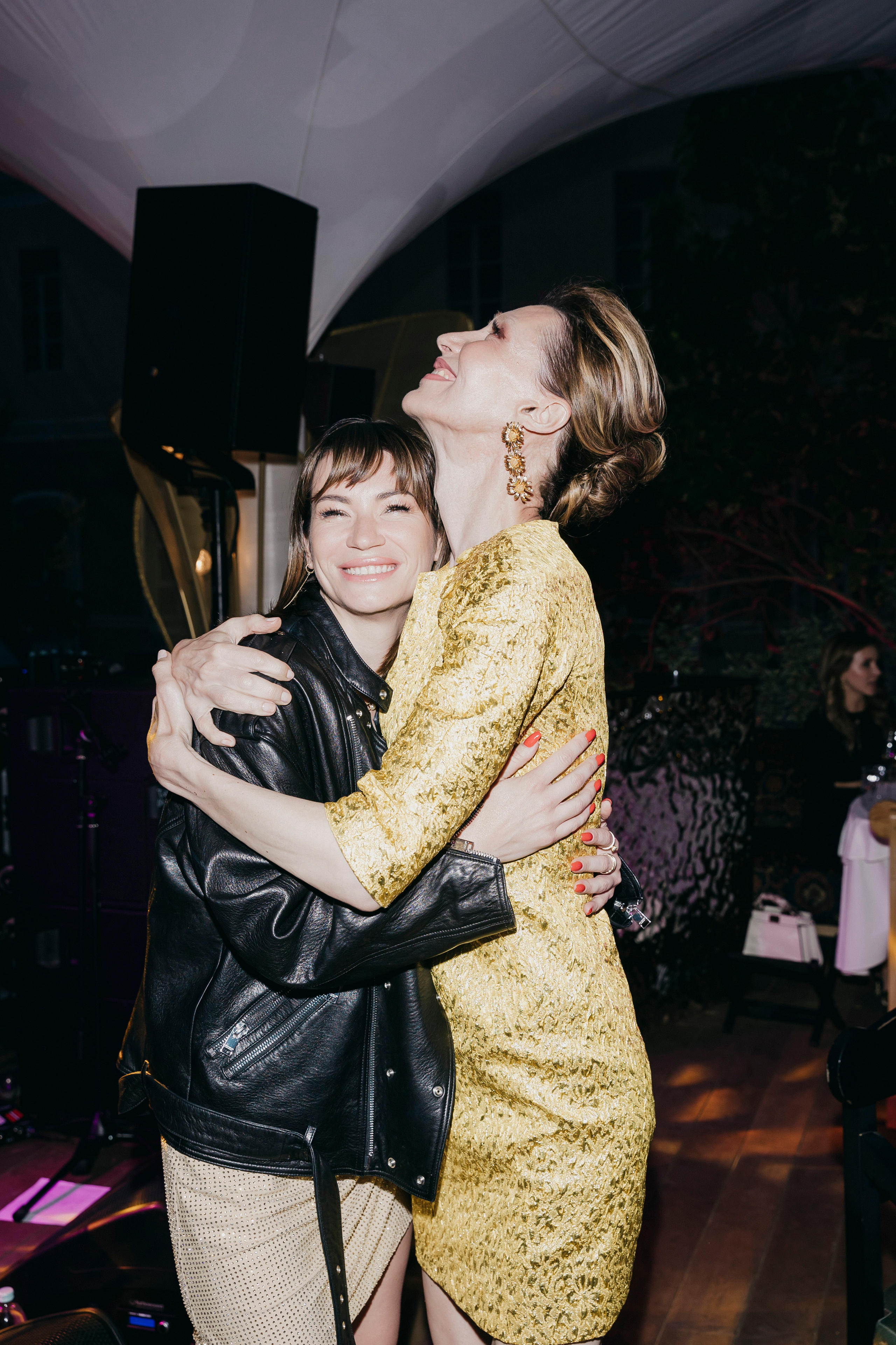 Открытие летней веранды ресторана «Гвидон». «Птичка на проводе»: информационный портал в Москве