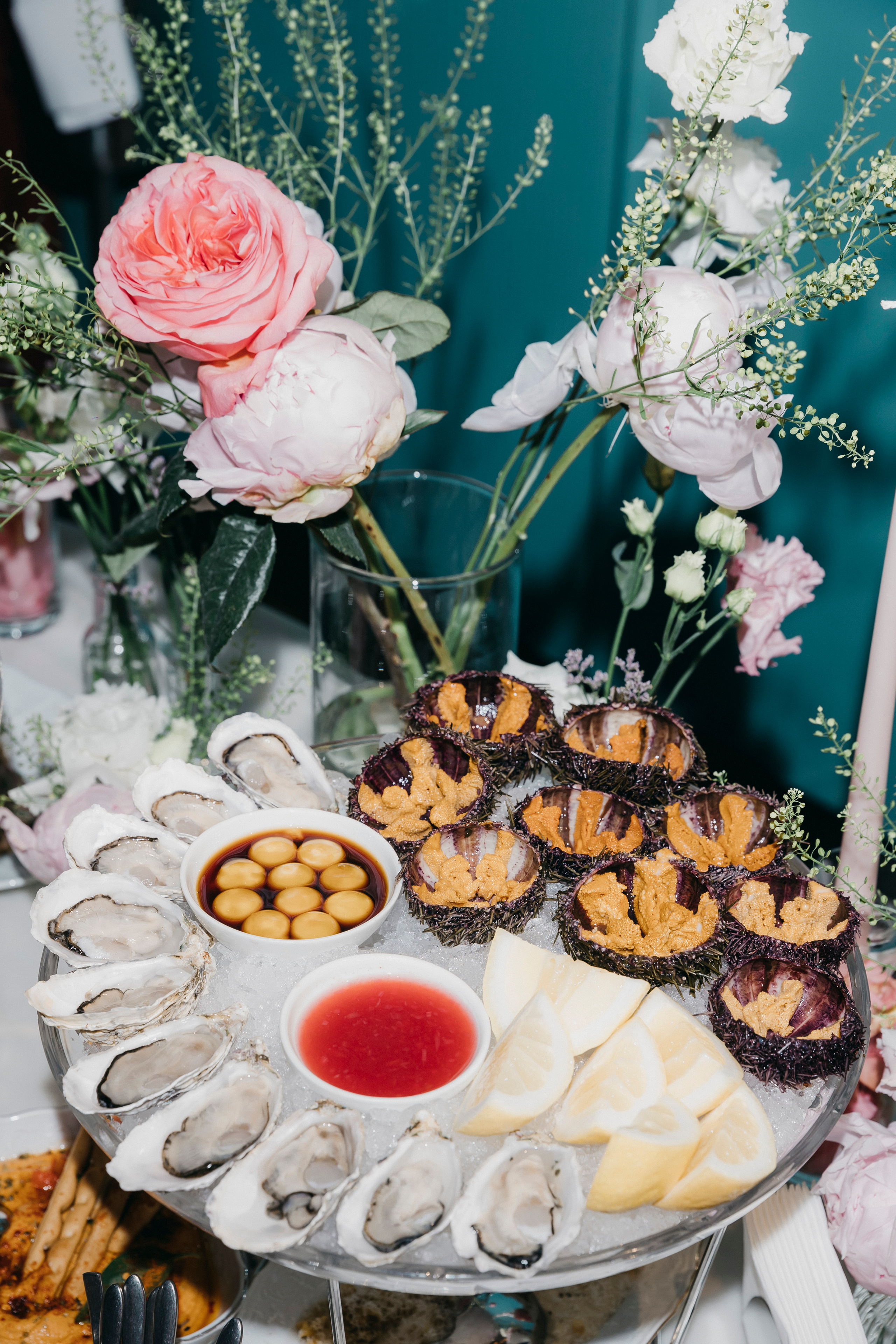 Светская вечеринка по случаю запуска VY Mag. «Птичка на проводе»: информационный портал в Москве