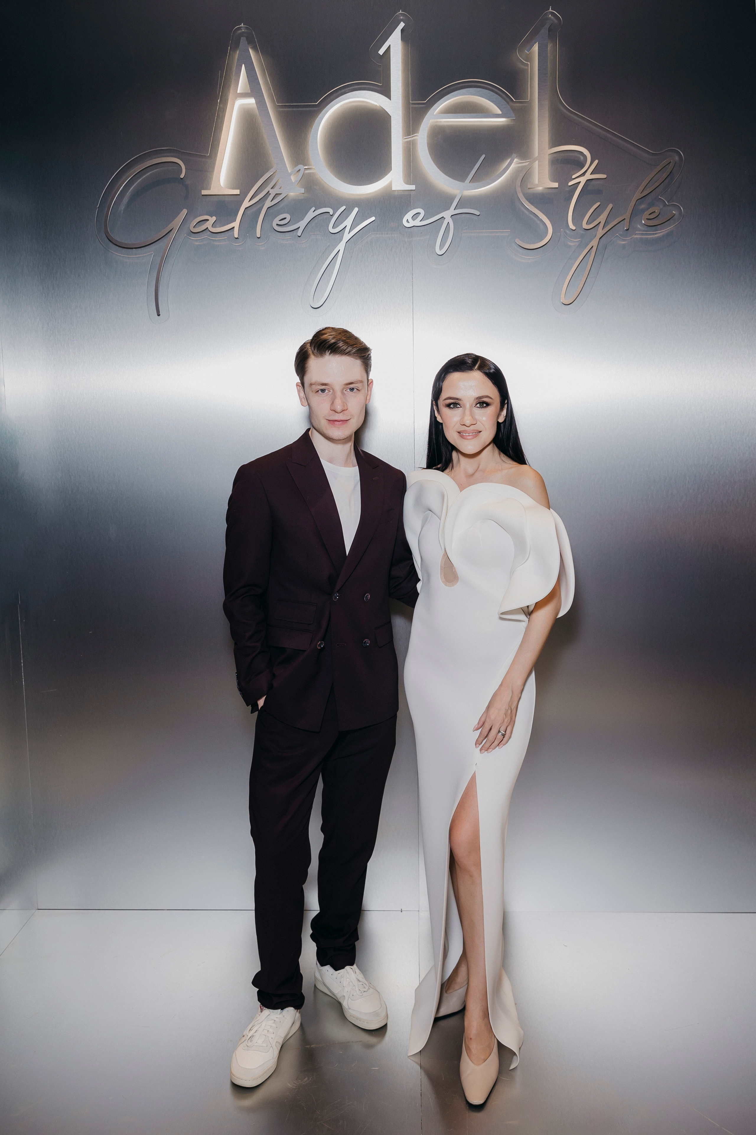 Adel Gallery of Style. «Птичка на проводе»: информационный портал в Москве