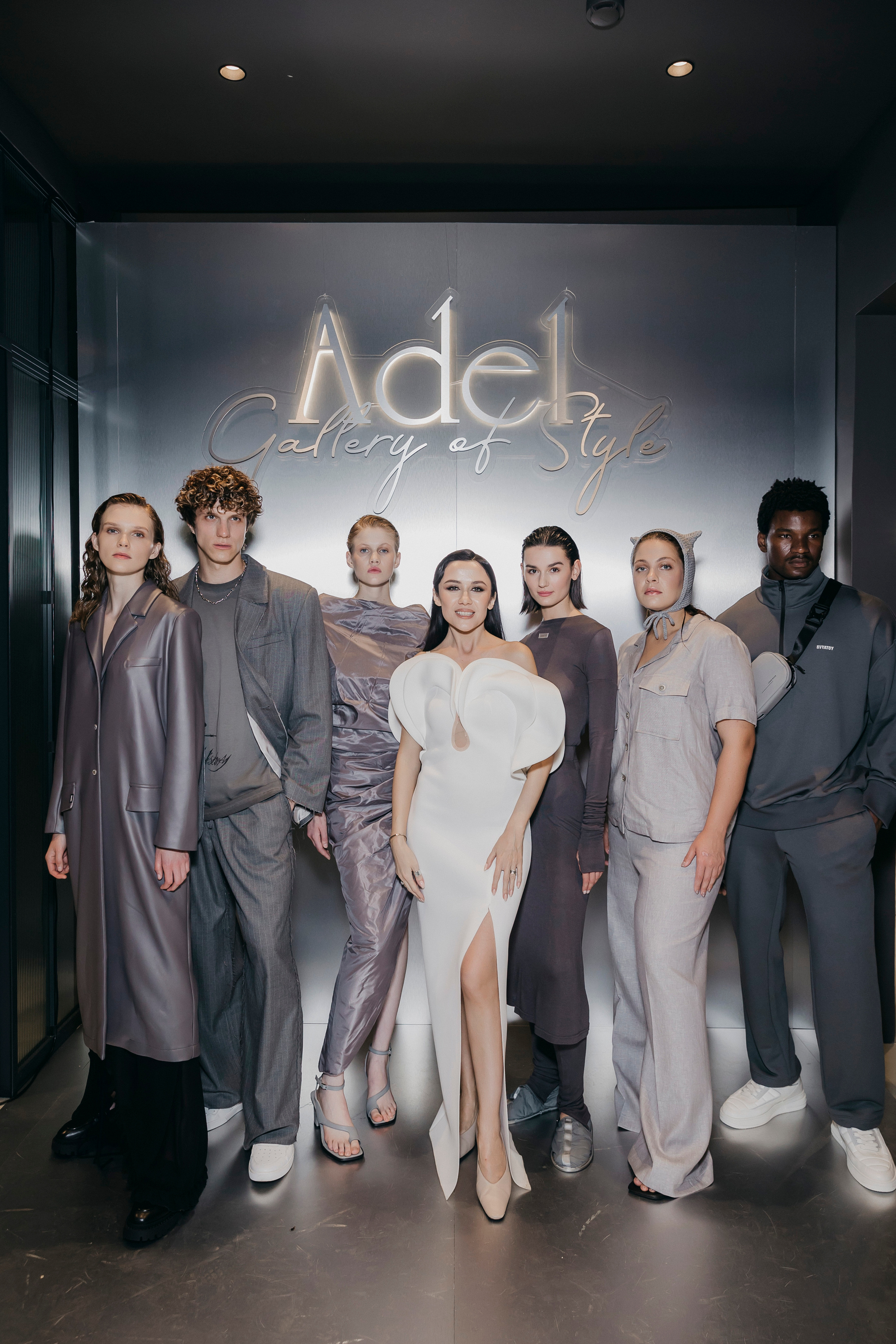 Adel Gallery of Style. «Птичка на проводе»: информационный портал в Москве