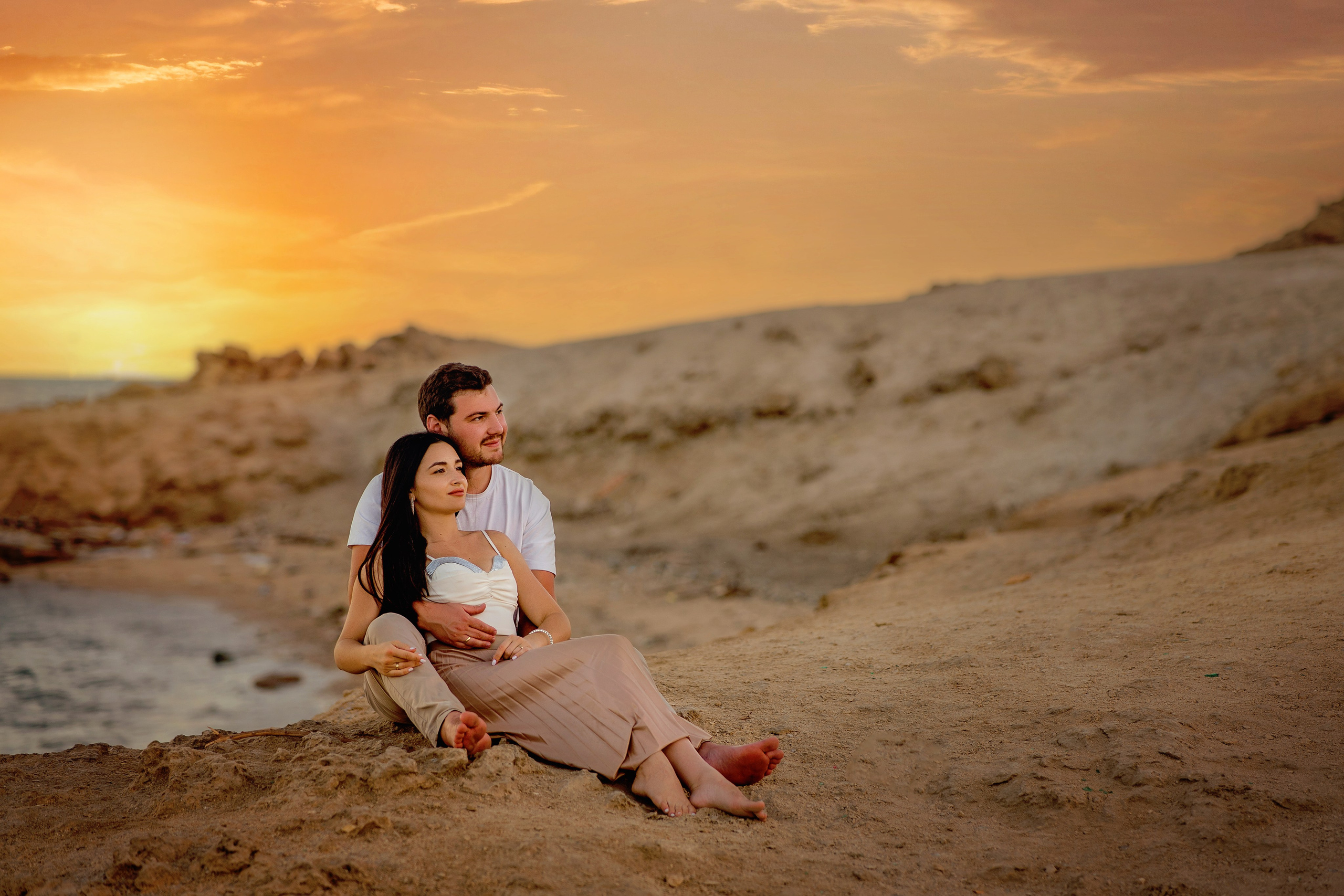 Фотосессия на диком пляже. Фотограф в Египте, Хургаде, Луксоре, Сафаге. Фотограф по всему миру