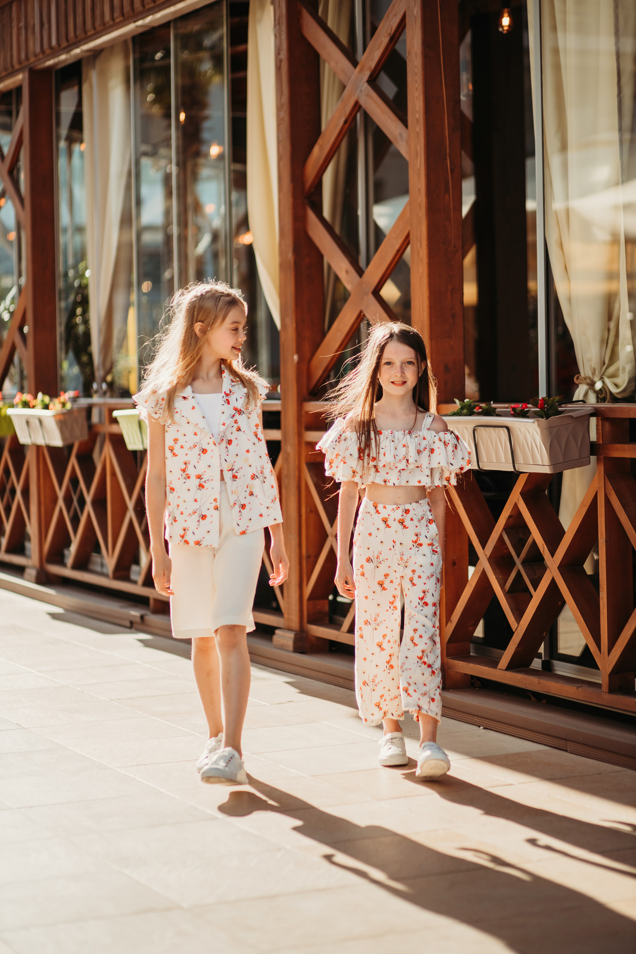 Уличная съёмка для дизайнера одежды. Фотограф Сочи Татьяна Зорина