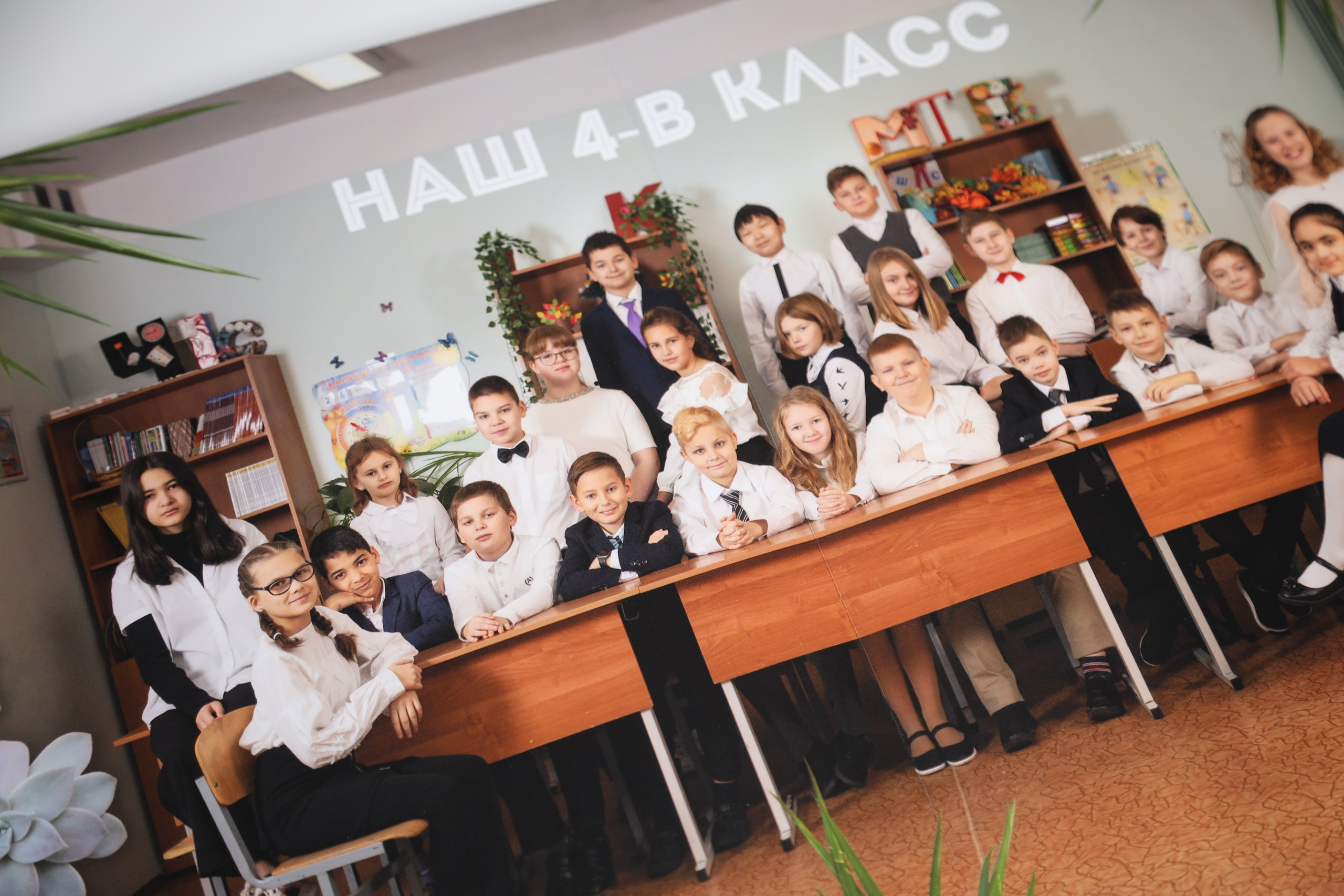 МЛАДШИЕ КЛАССЫ. Выпускные альбомы для школьников и детских садов в Санкт-Петербурге