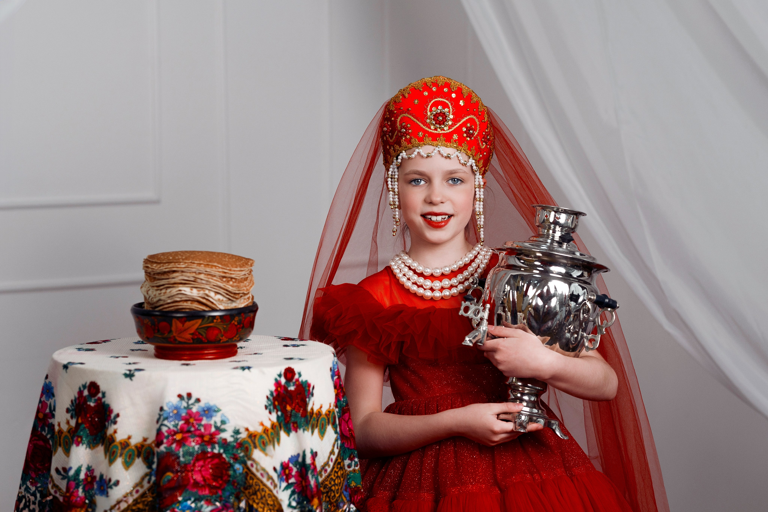 Фотопроект «Масленица». Детский студийный фотограф Сочи