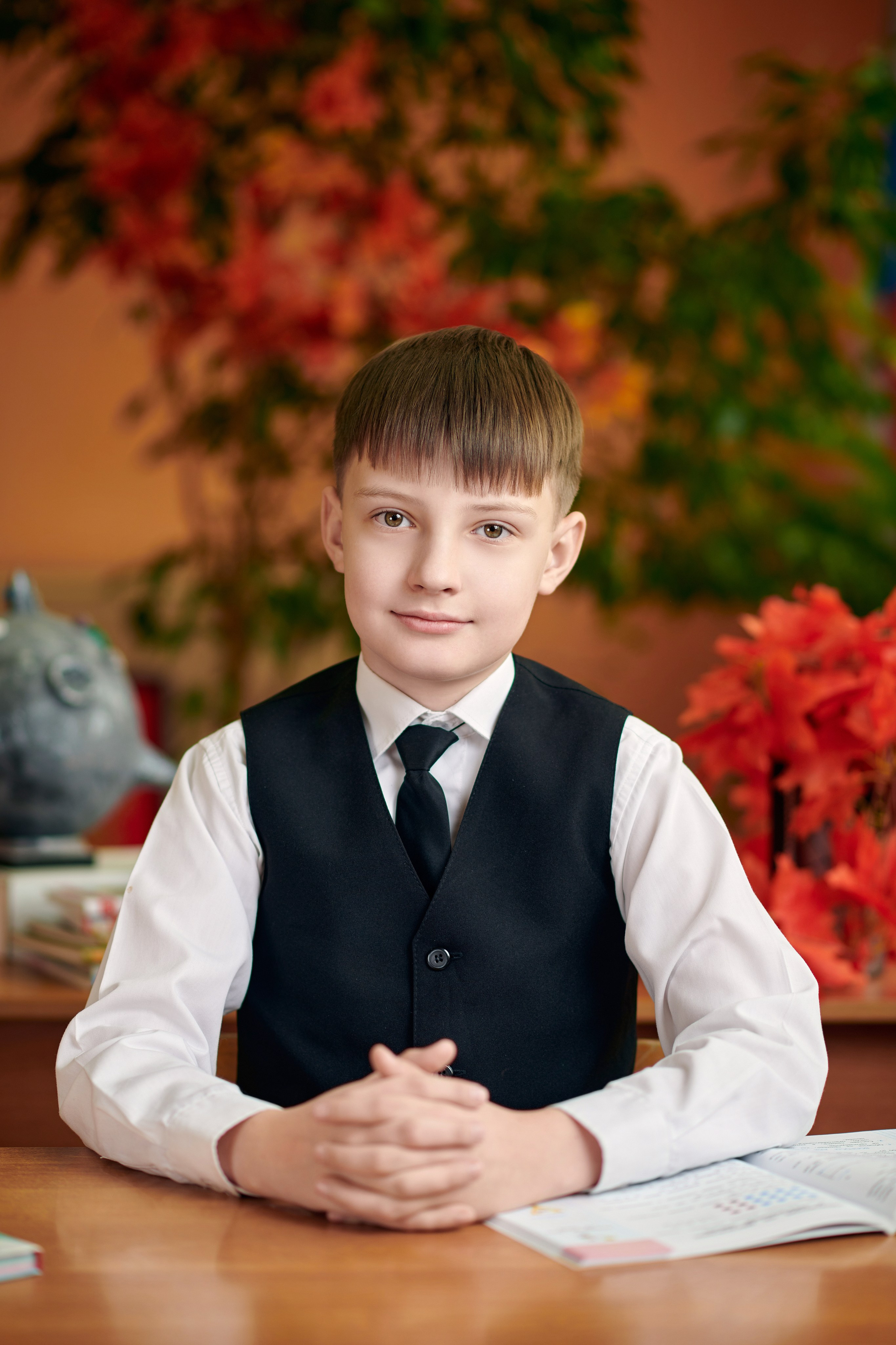 Как создается волшебство выпускных портретов. Школьный фотограф в Туле Владимир Греков. Выпускные альбомы