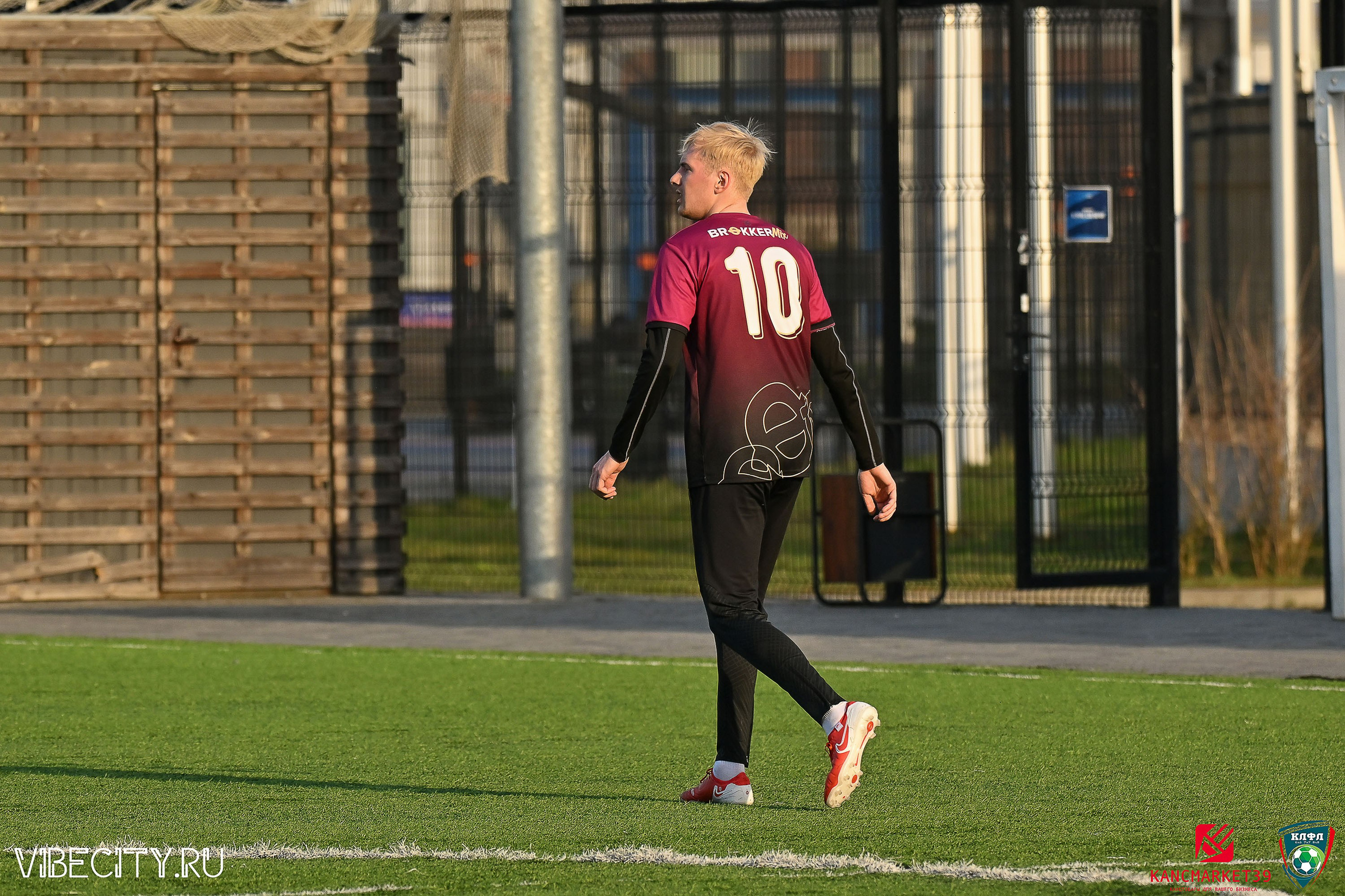 XX ЧЕМПИОНАТ КАЛИНИНГРАДСКОЙ ЛФЛ КАНЦМАРКЕТ39 сезона 2024–2025 гг. VIBECITY.RU Вайб Сити Ру Фоторепортажи Фотоотчеты Калининград