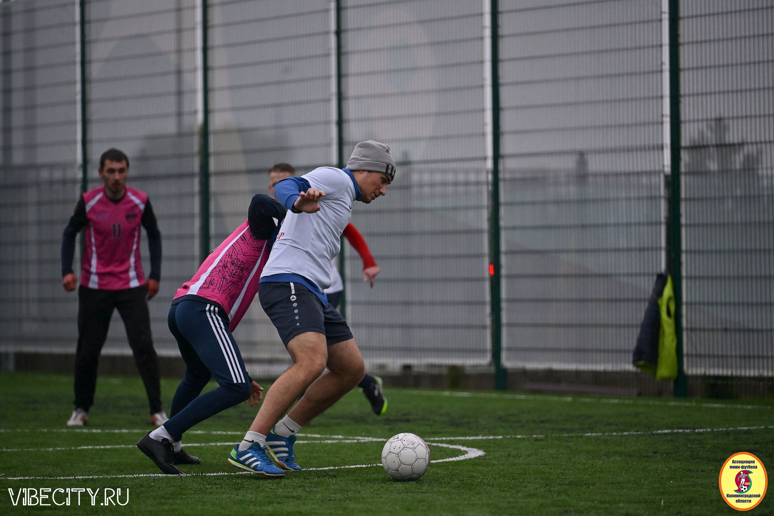ИГРЫ МИНИ-ФУТБОЛЬНОЙ ЛИГИ. VIBECITY.RU Вайб Сити Ру Фоторепортажи Фотоотчеты Калининград