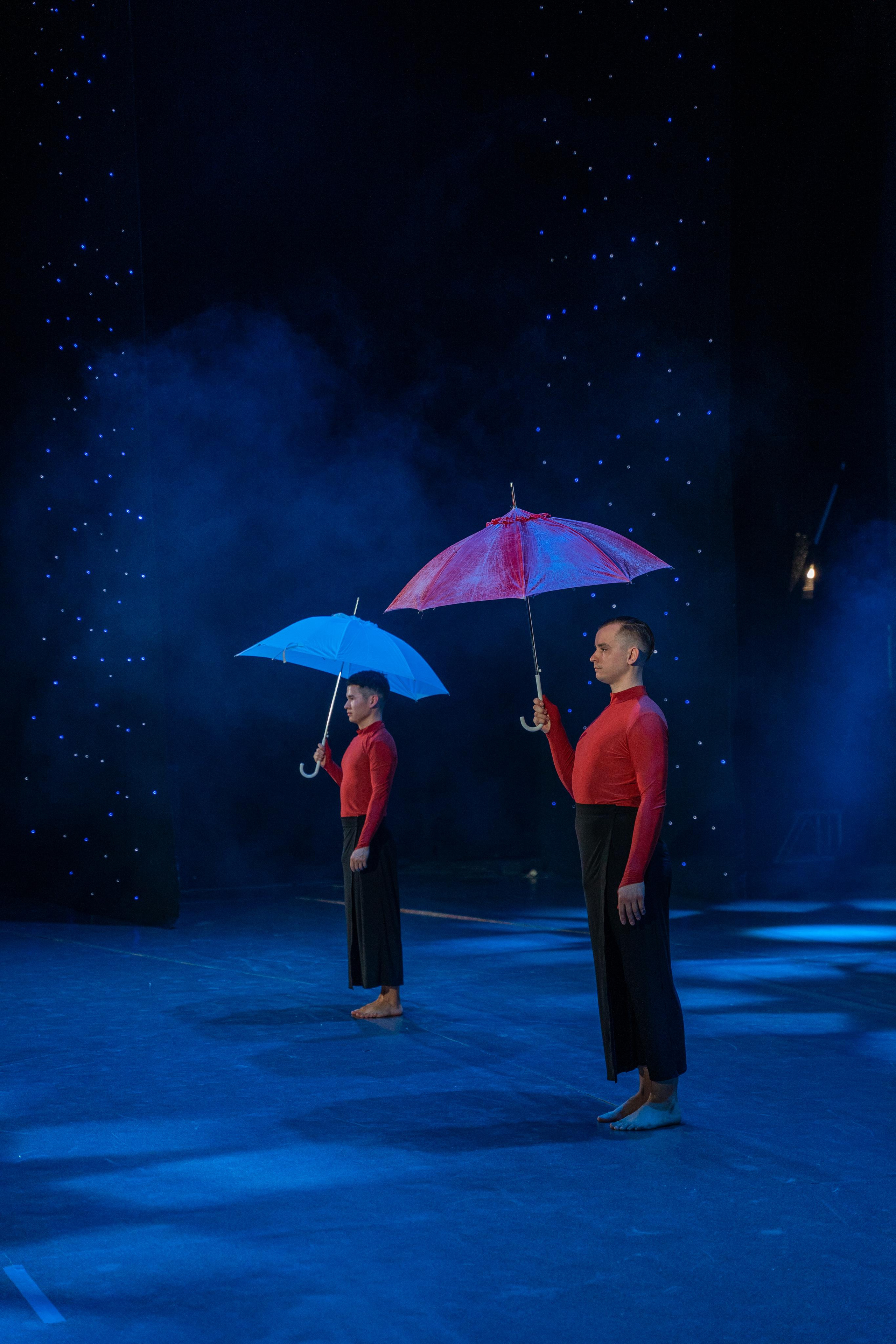 Танец под песню Unstoppable - Sia