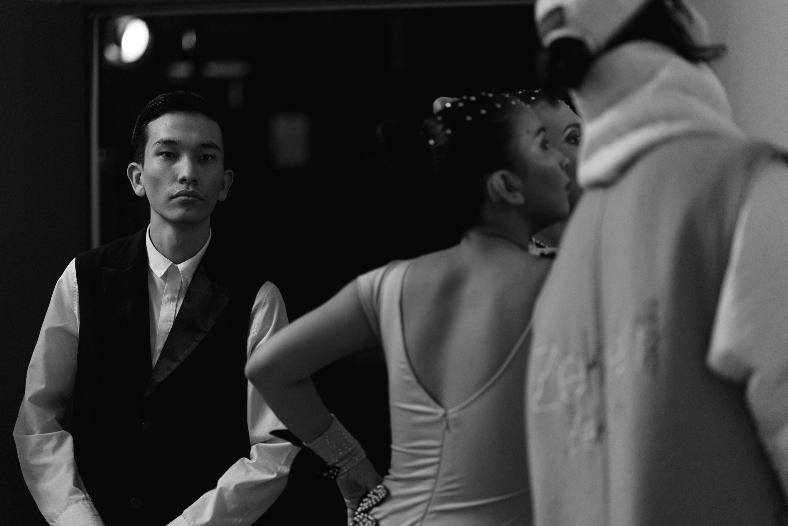 СКВОЗЬ ТИШИНУ — выступление неслыщащих актеров театра«Sensetive». Репортажный фотограф в Астане — Диана Калтаева, портретный фотограф