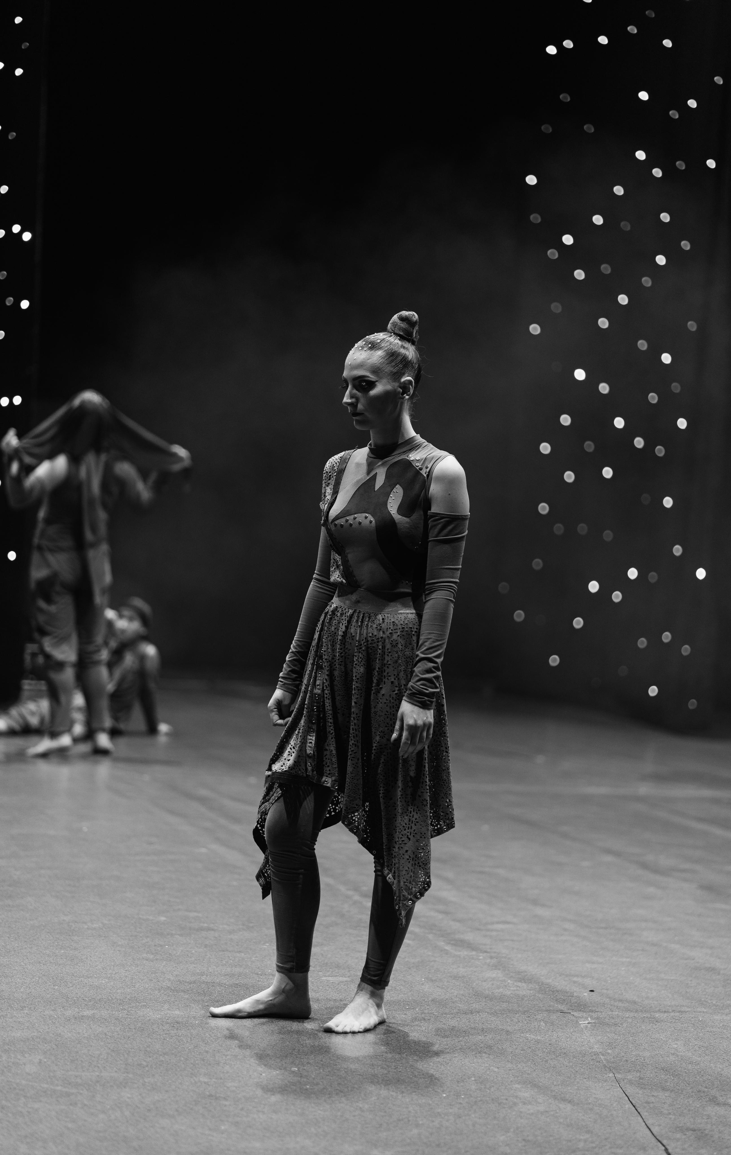 СКВОЗЬ ТИШИНУ — выступление неслыщащих актеров театра«Sensetive». Репортажный фотограф в Астане — Диана Калтаева, портретный фотограф