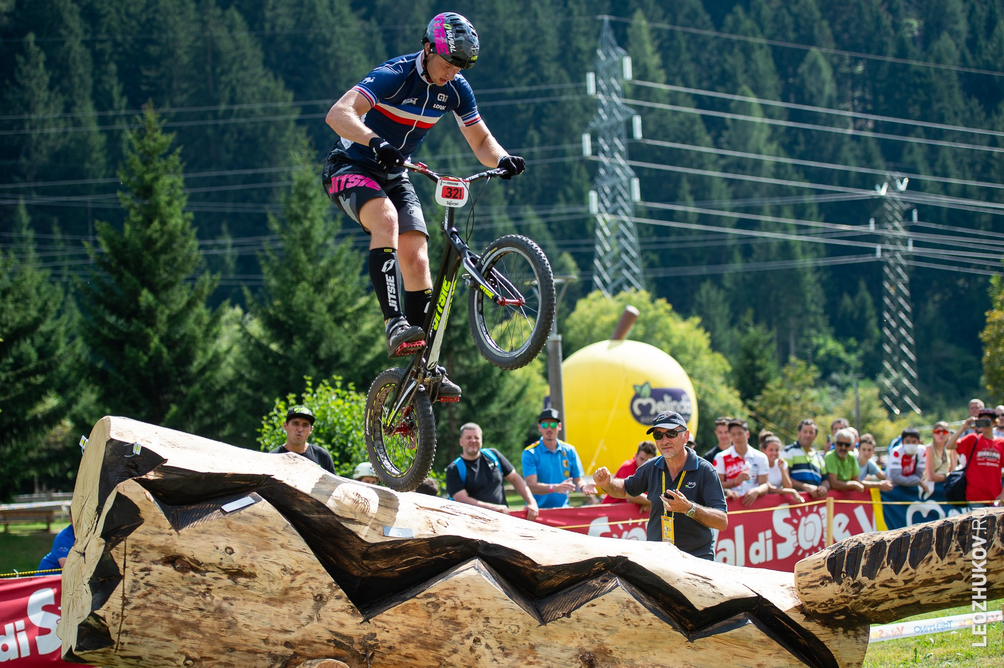 UCI Trials World Championships 2016 — finals. Sports photographer Leonid Zhukov