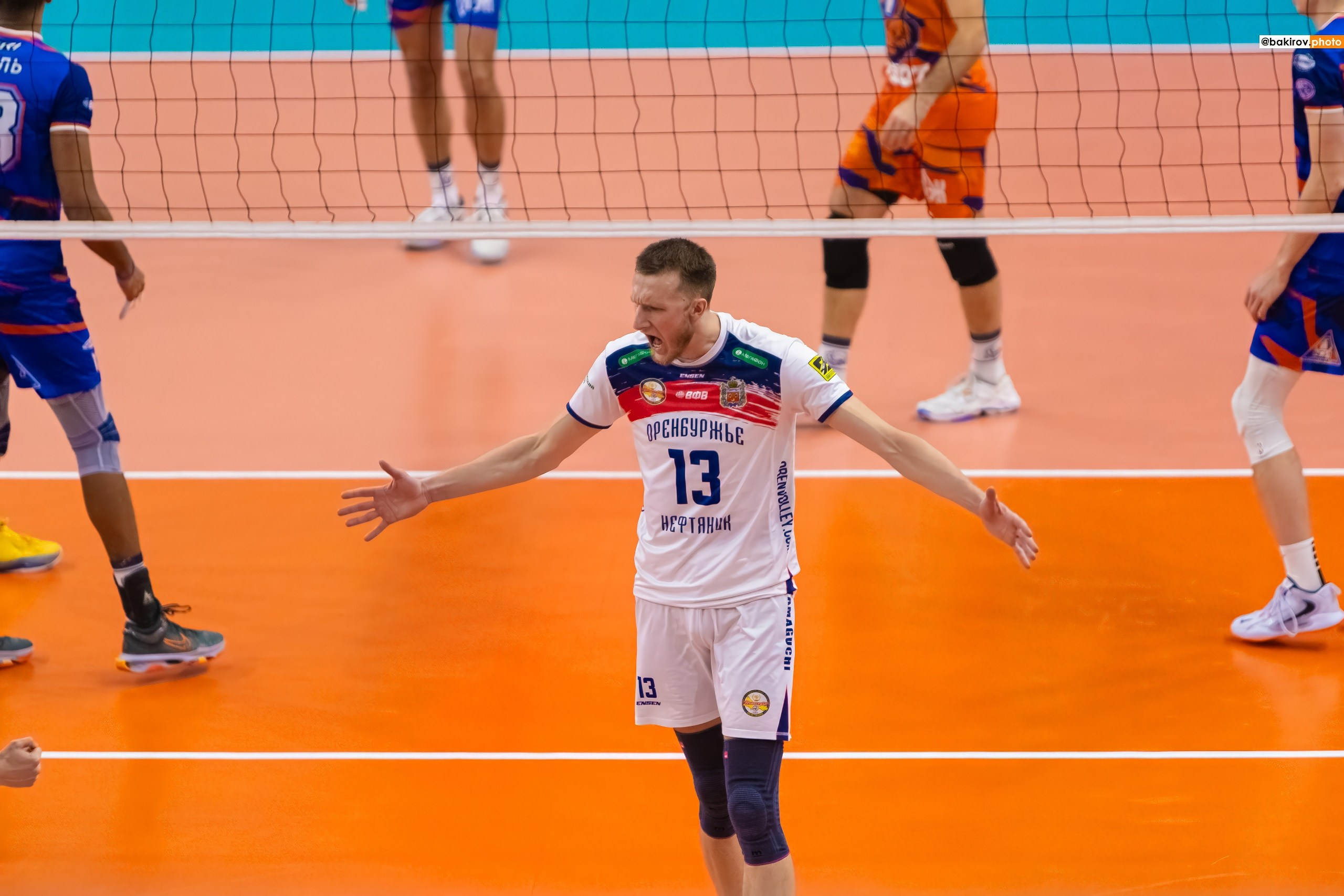 06.11 Волейбол. Нефтяник-Кузбасс. Команда специалистов в мире фотографии и видео. Детский фотограф, семейный фотограф