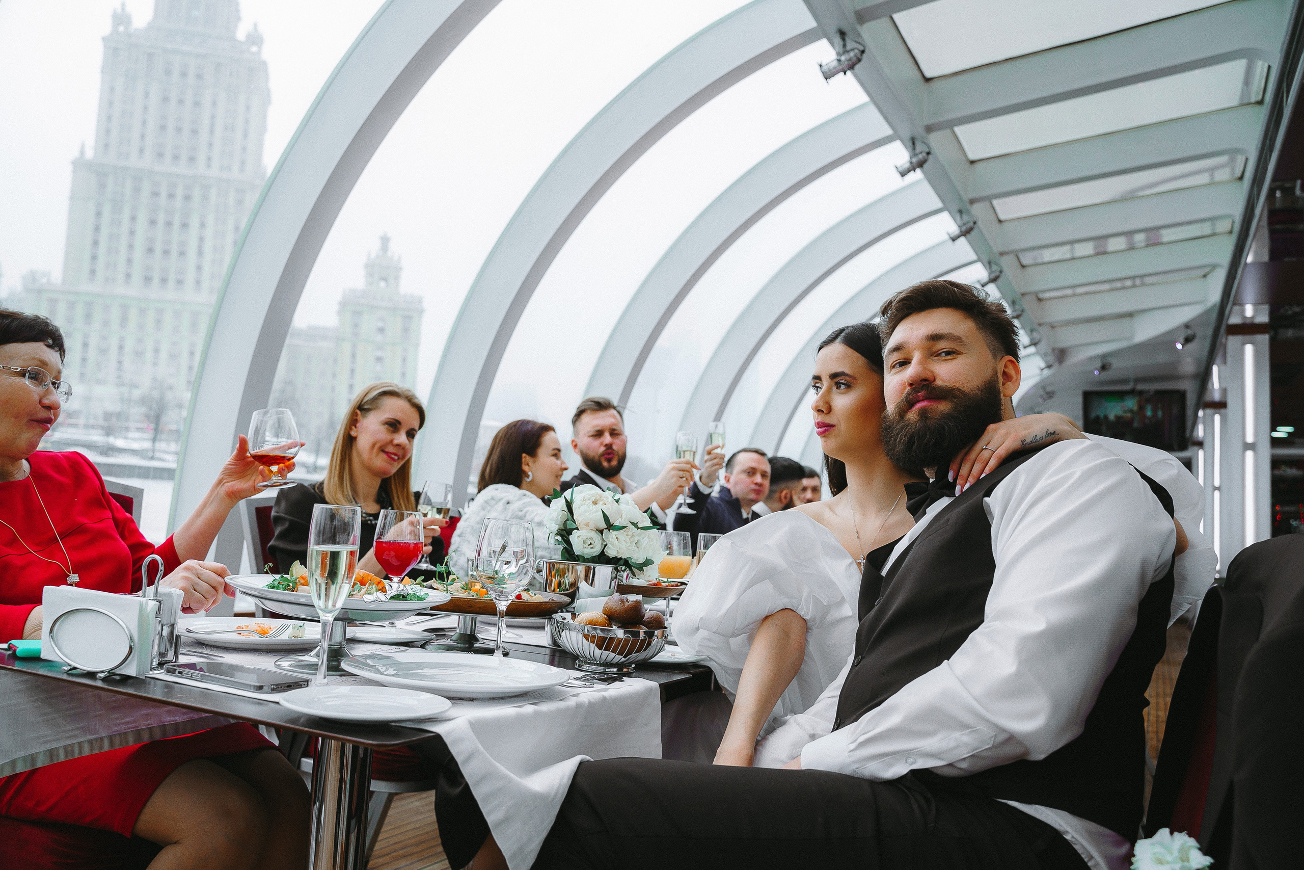 Свадебная фотосессия в Barvikha Hotel & SPA 5*. Свадебный фотограф в Барвихе в ЗАГС