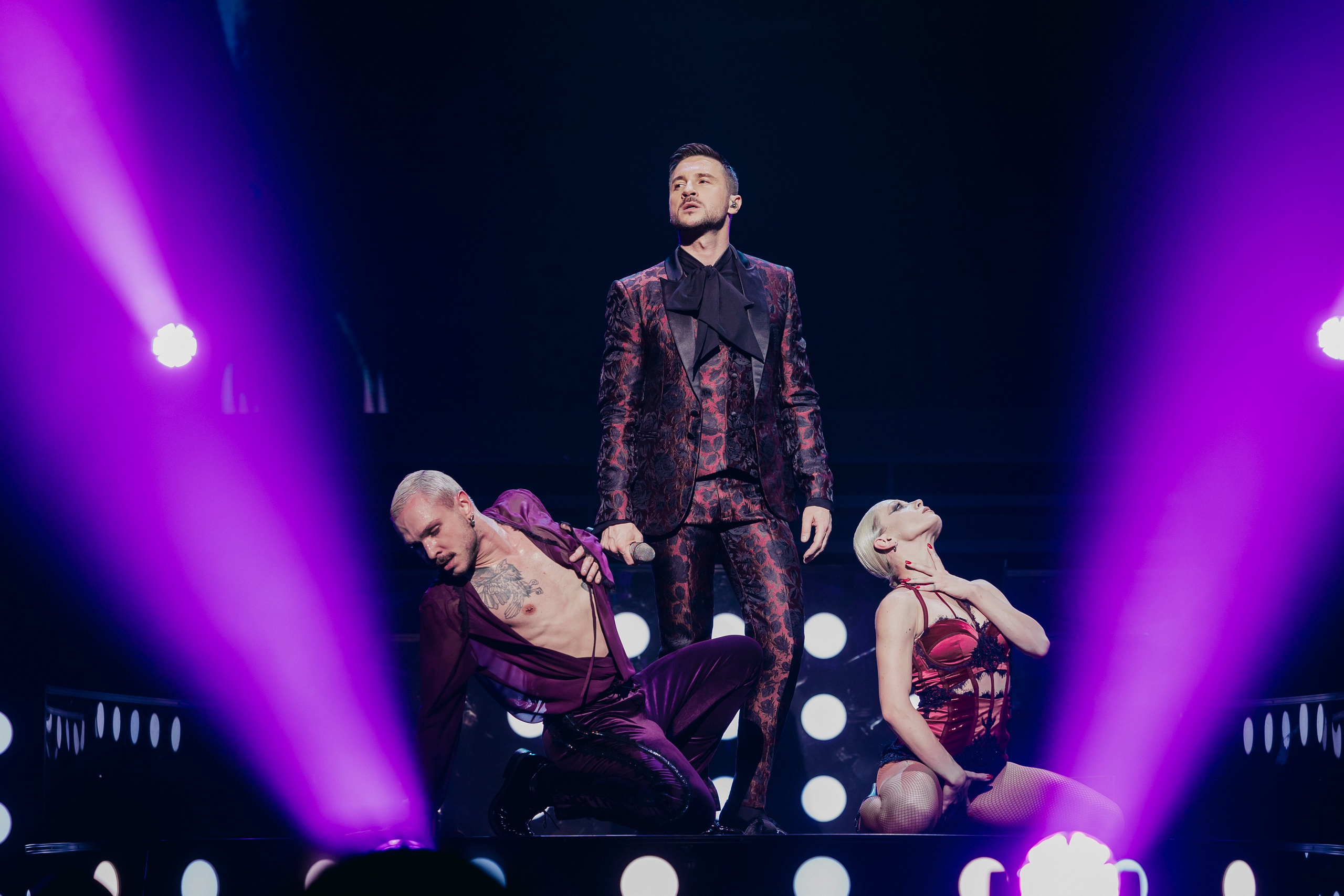 Сергей Лазарев: «Я не боюсь», Crocus City Hall. «Птичка на проводе»: информационный портал в Москве