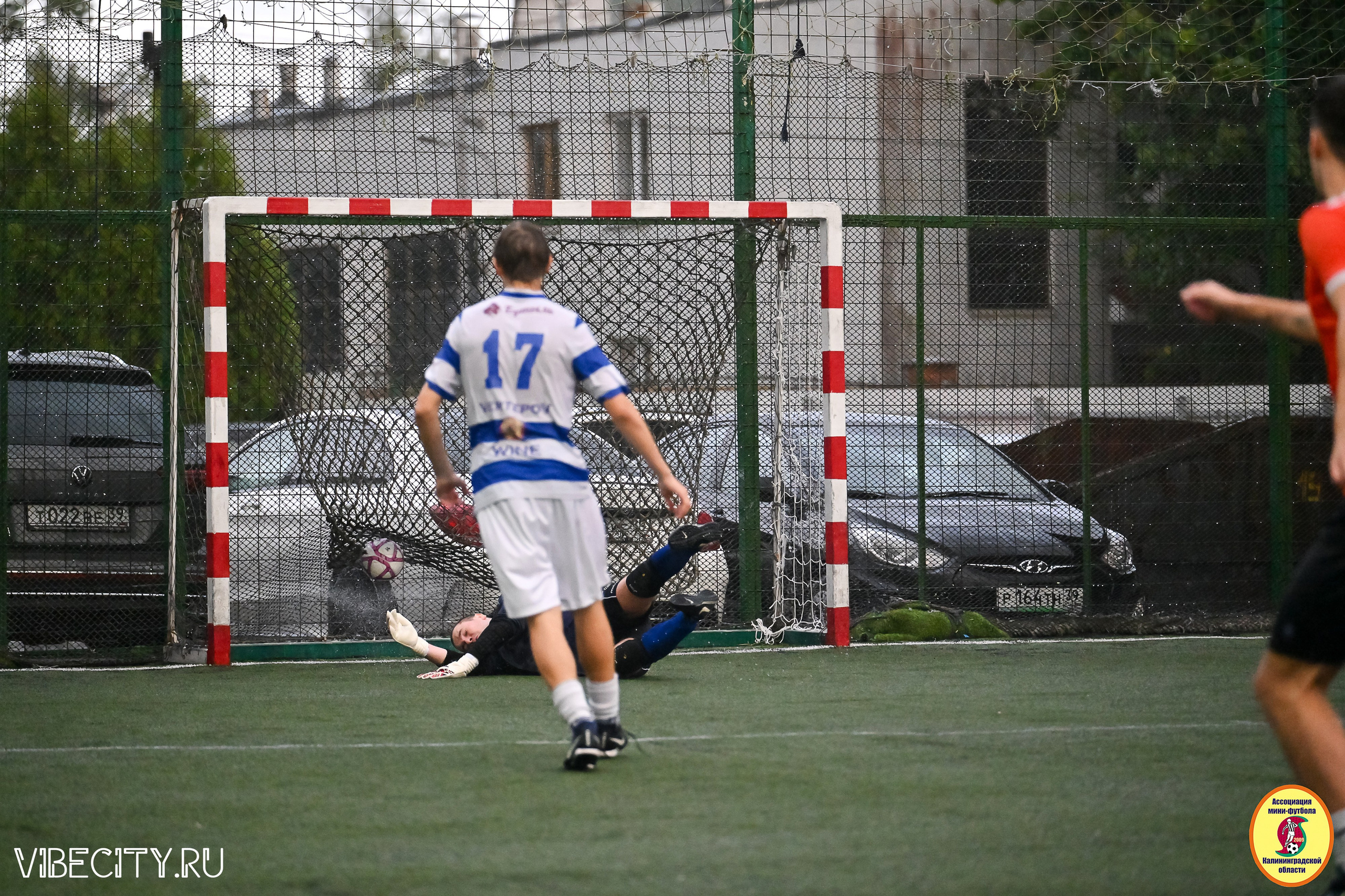 ИГРЫ МИНИ-ФУТБОЛЬНОЙ И КОРПОРАТИВНОЙ ЛИГИ. VIBECITY.RU Вайб Сити Ру Фоторепортажи Фотоотчеты Калининград