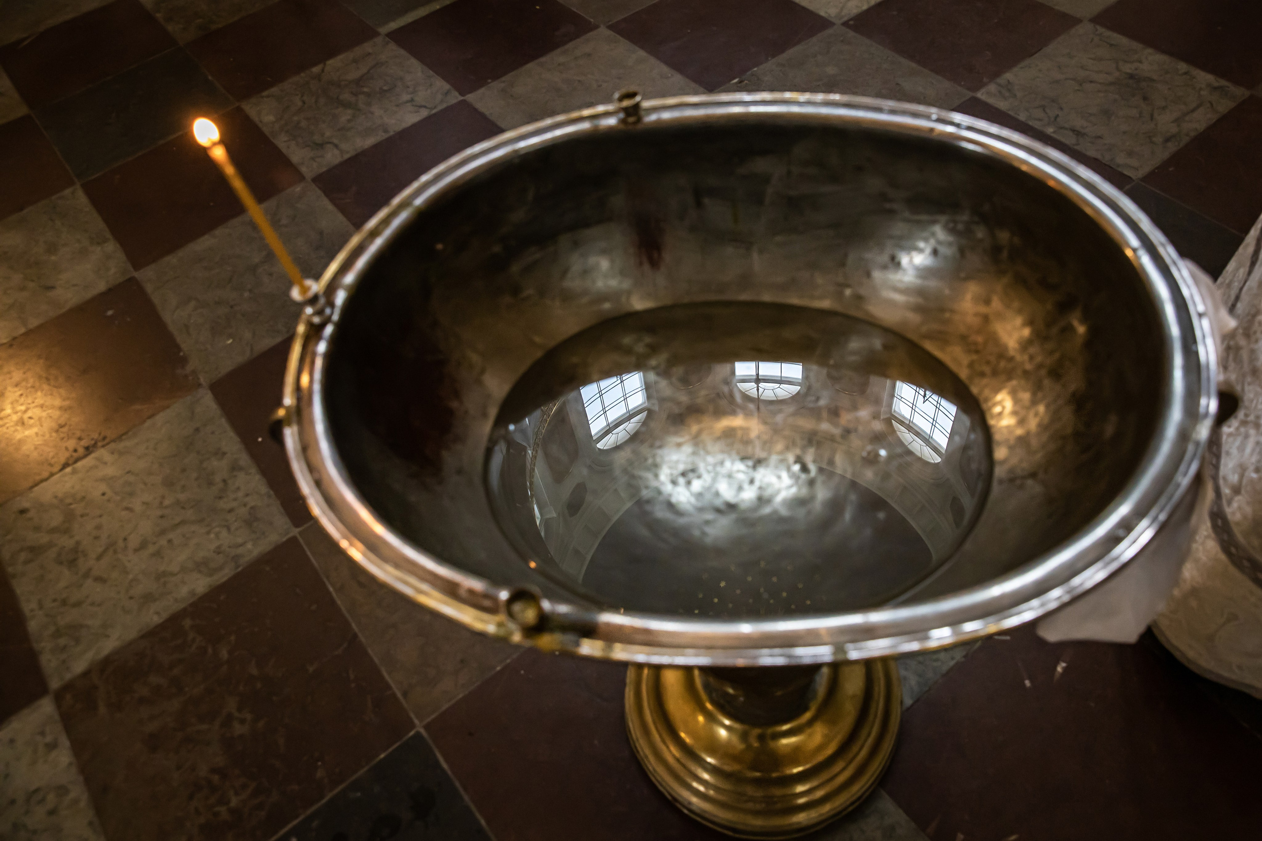 Фотограф на Крещение в Санкт-Петербурге. ФОТОГРАФ РАДОСТИ Фотосессия в студии СПб. Портретный фотограф — Юрий Торлопов